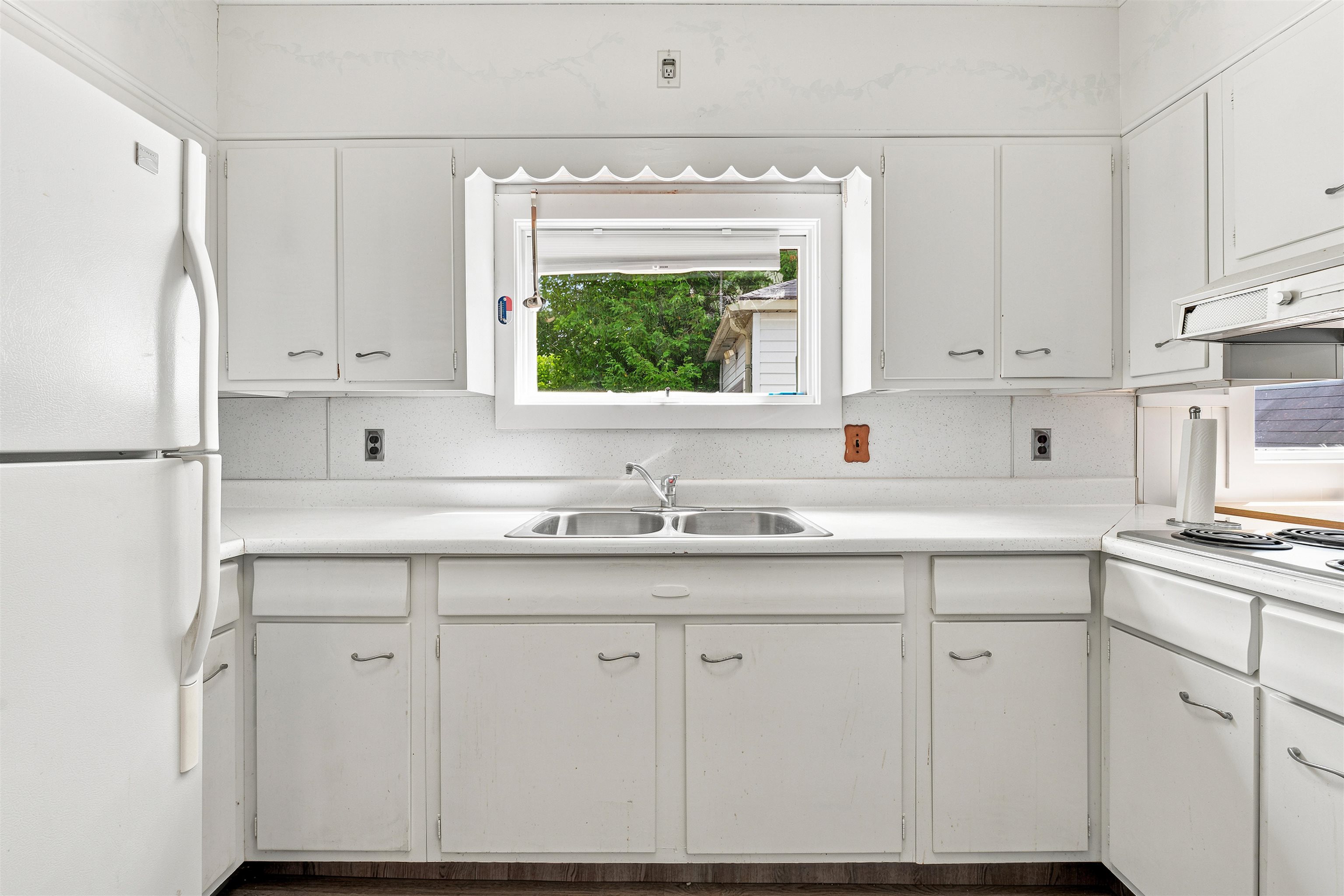 27 Hillside Avenue Property Photo 9