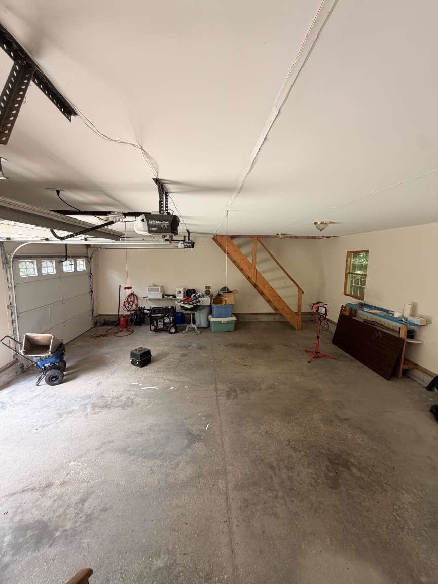 98 White Tail Lane Property Photo 6