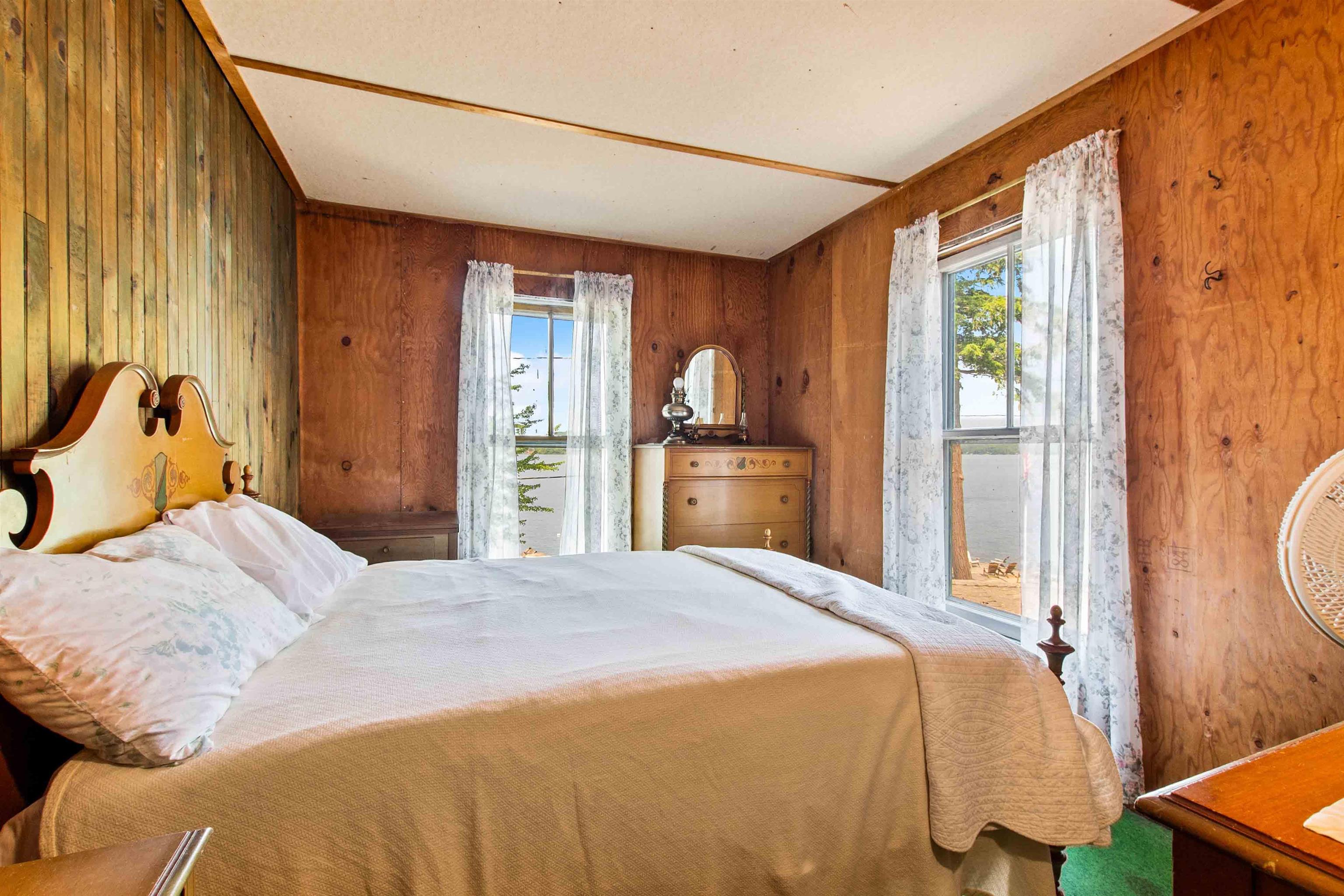 5 Lakeside Road Property Photo 13