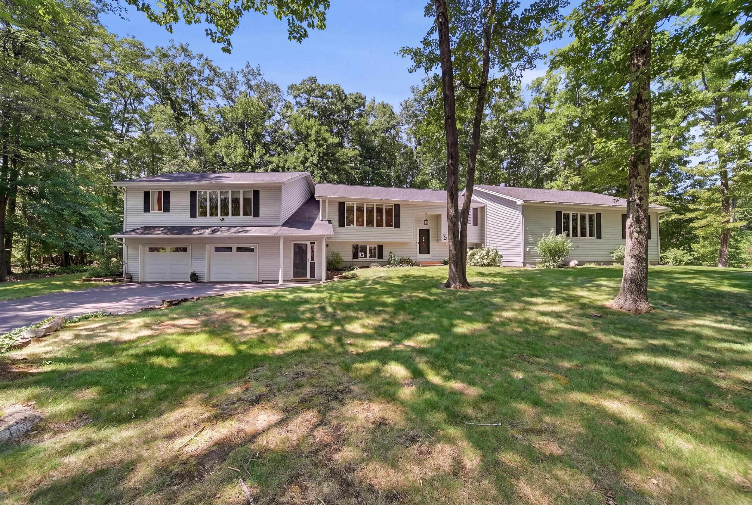1 Rock Forest Drive Property Photo 1