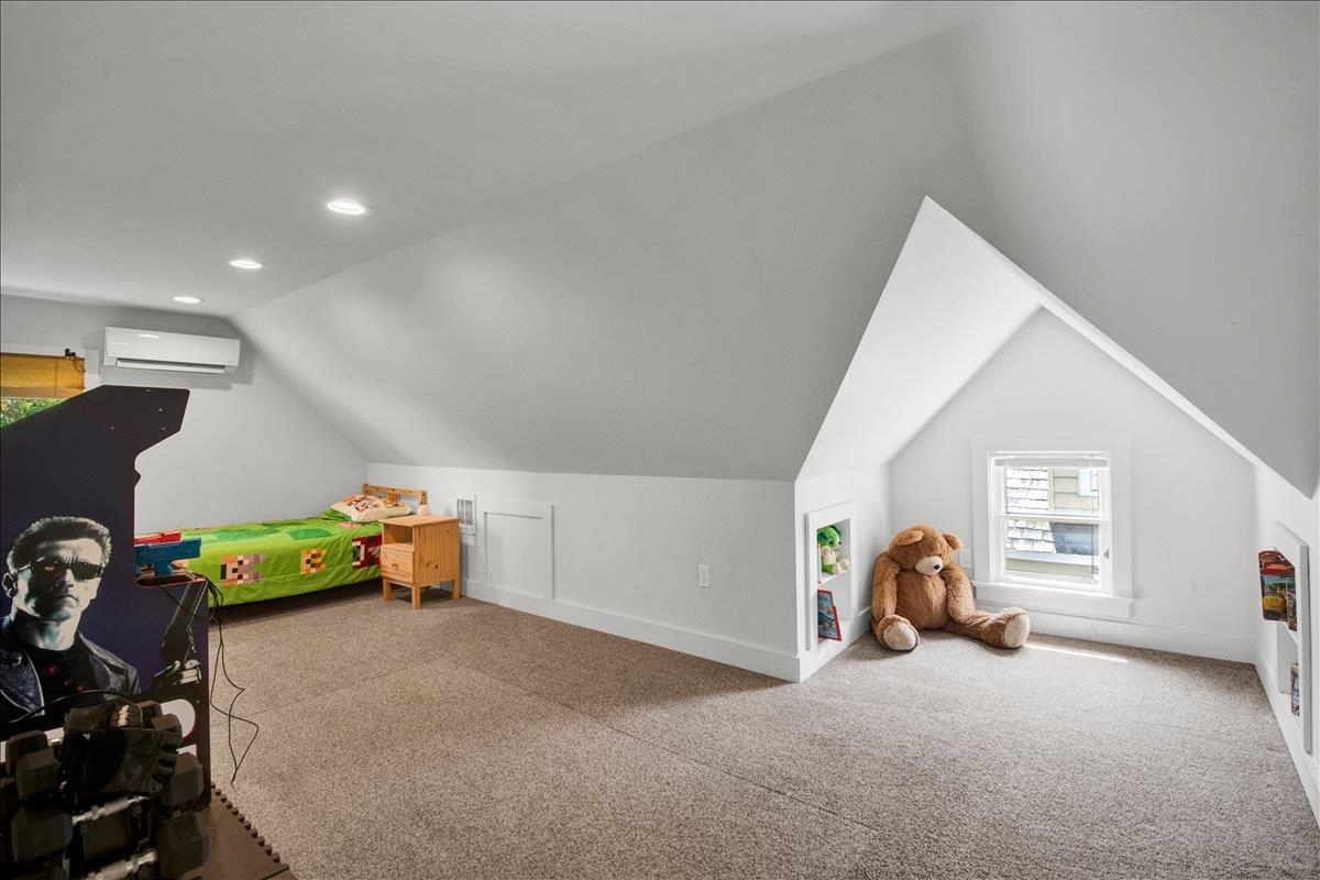 16 Isham Street Property Photo 25