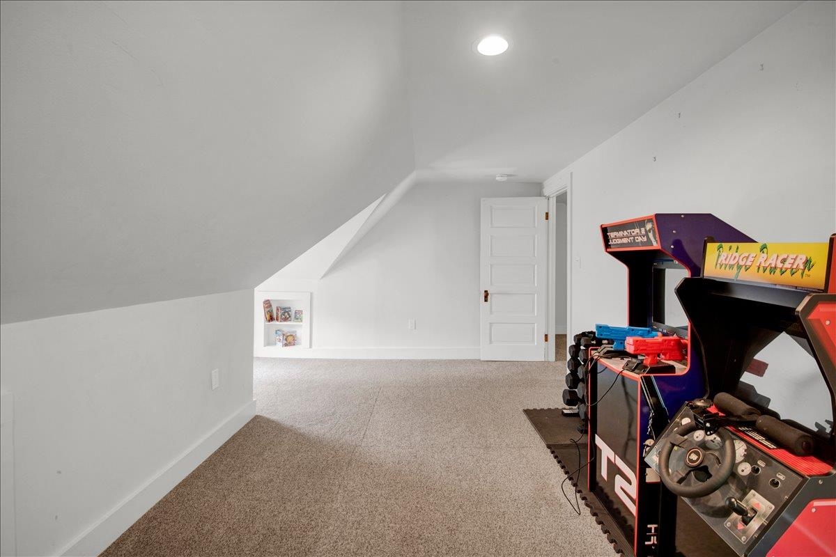 16 Isham Street Property Photo 27