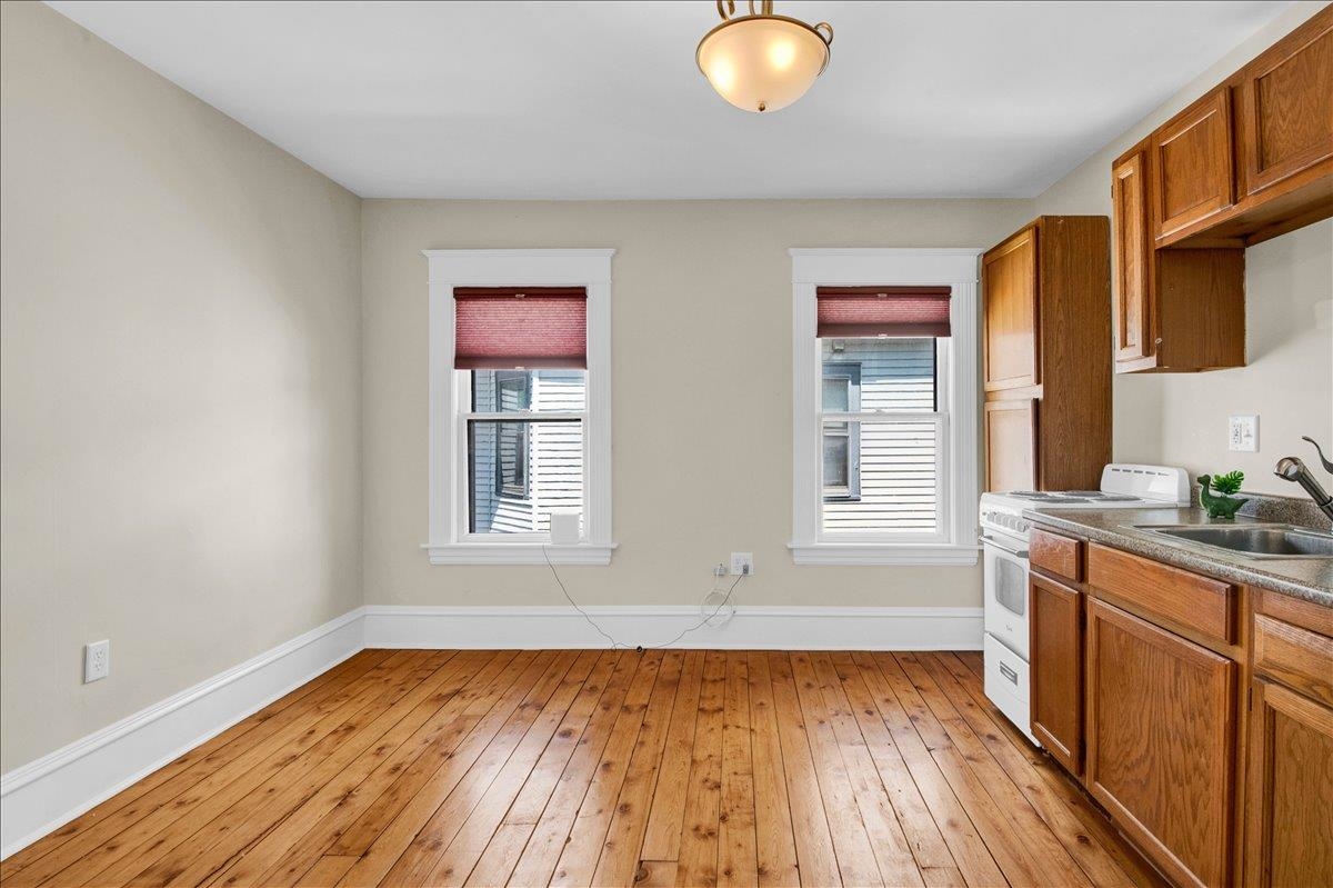 16 Isham Street Property Photo 31