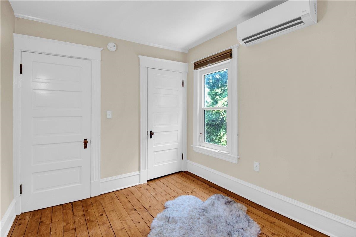 16 Isham Street Property Photo 34