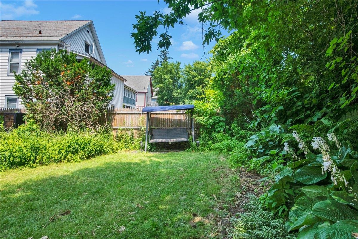 16 Isham Street Property Photo 38