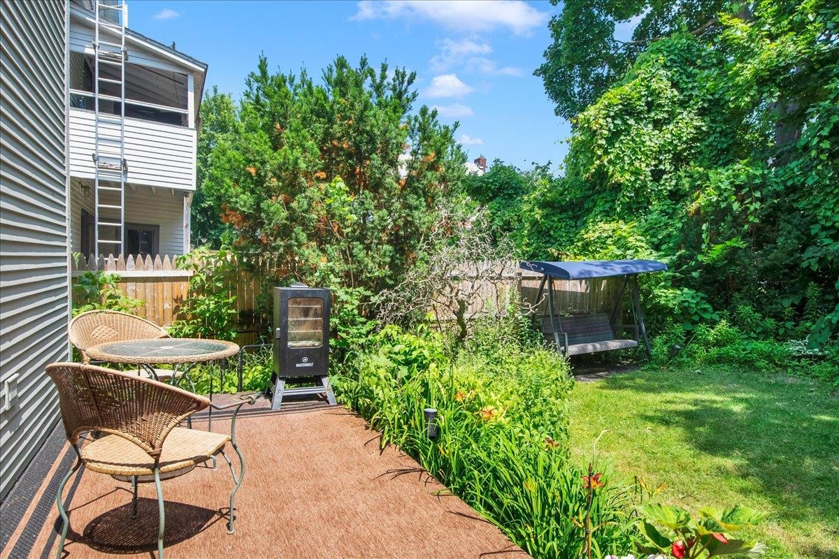 16 Isham Street Property Photo 40