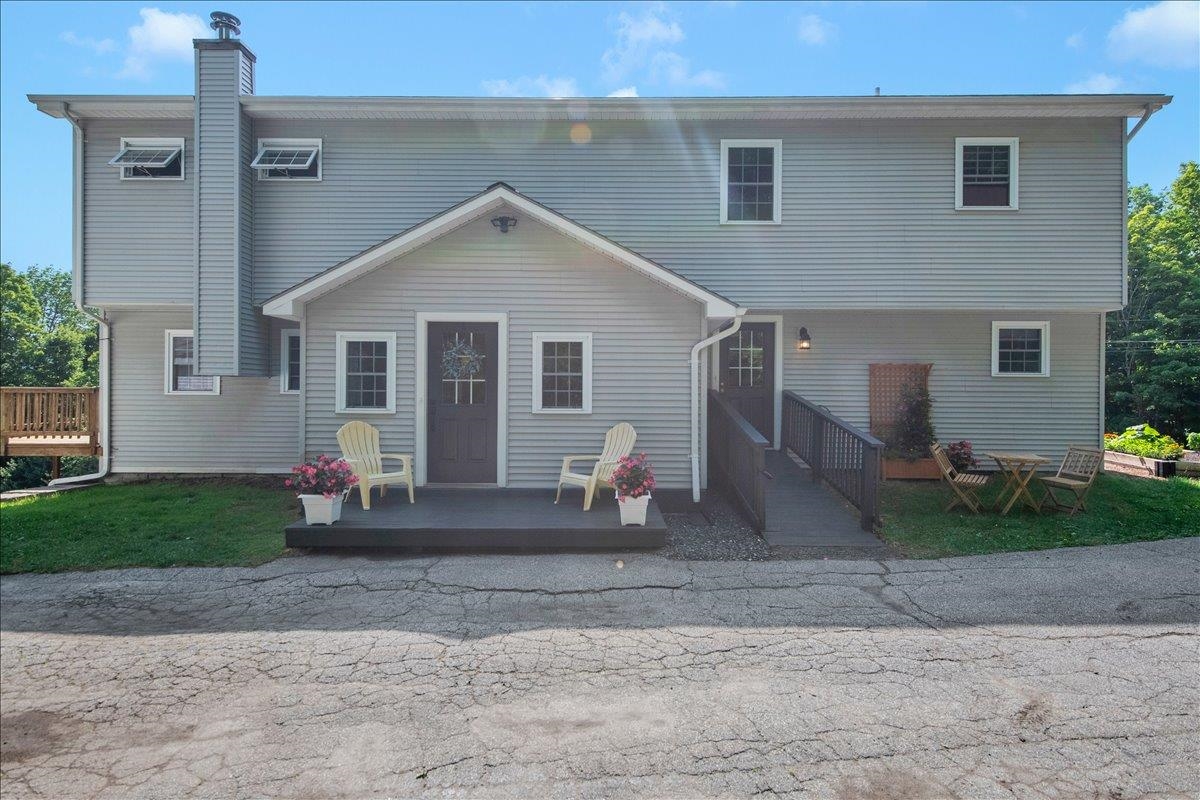 218 Donahue Road Property Photo 1