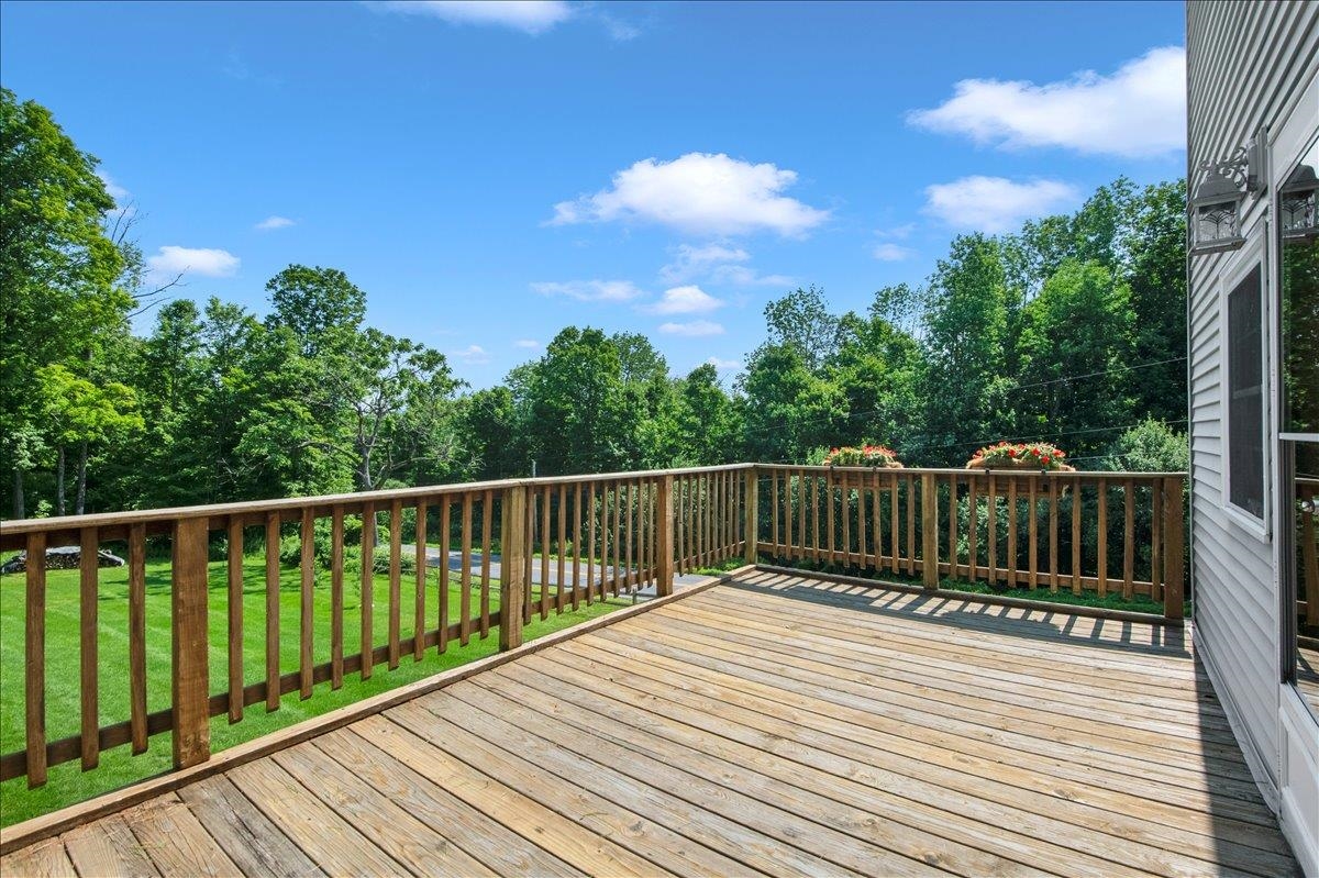 218 Donahue Road Property Photo 6