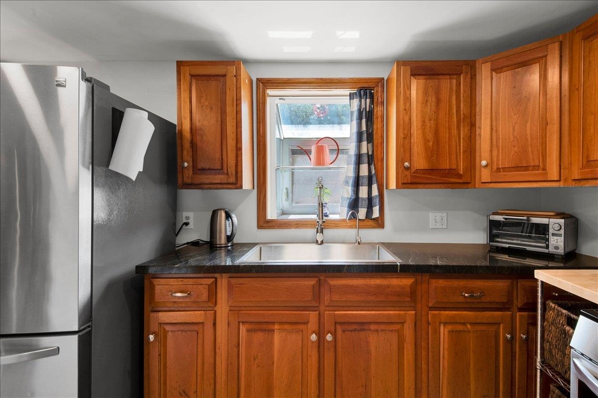 218 Donahue Road Property Photo 10