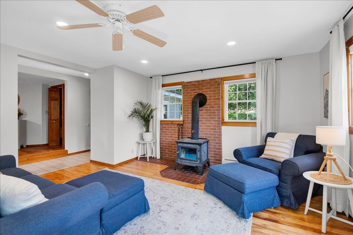 218 Donahue Road Property Photo 15
