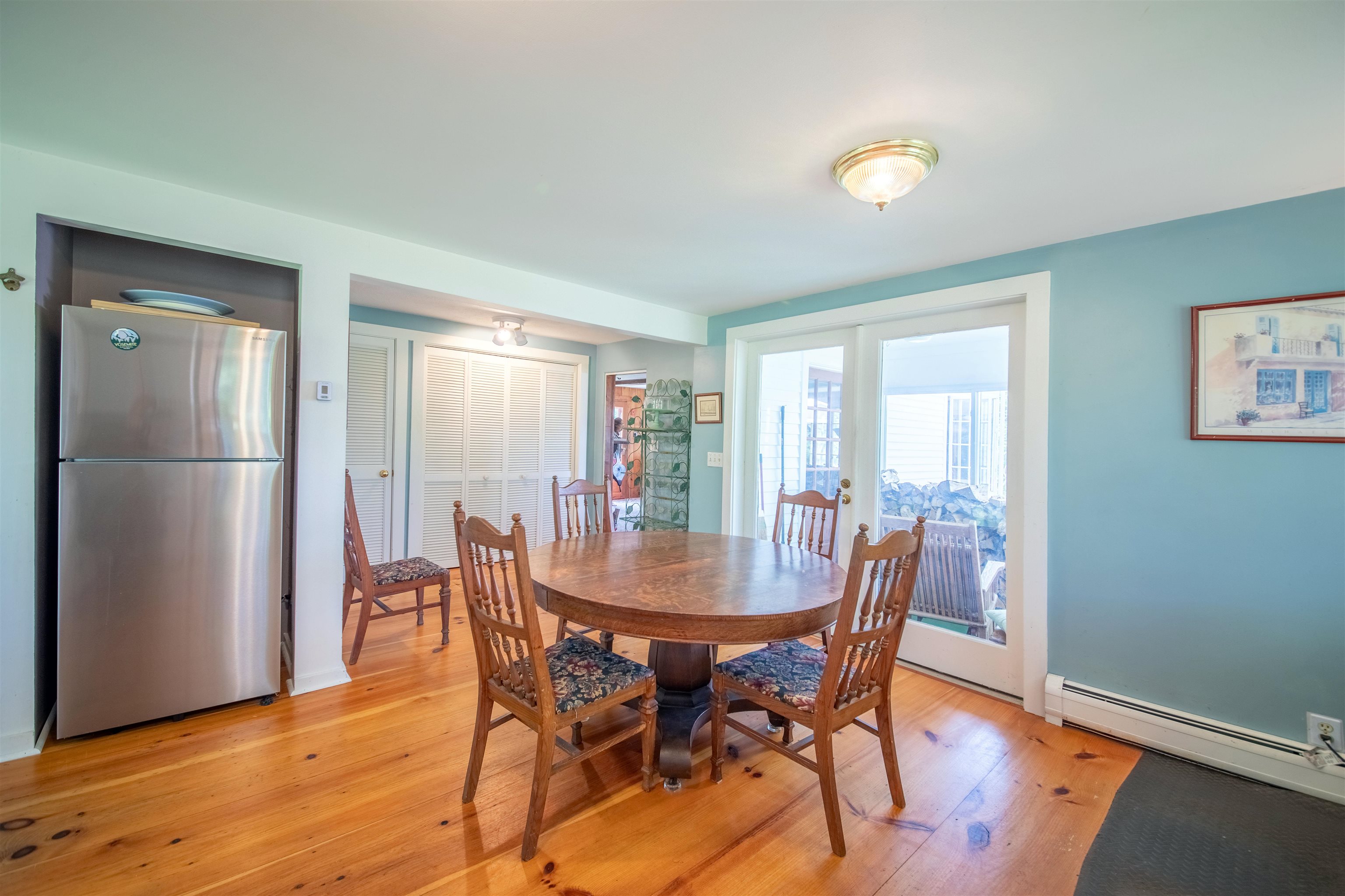254 Lawrence Drive Property Photo 9