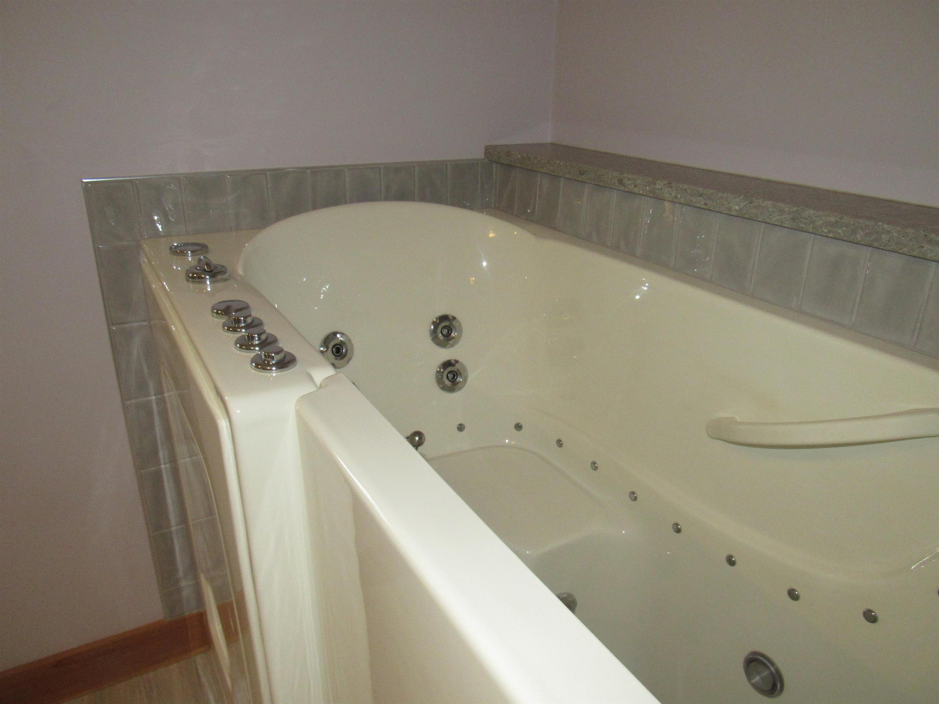 1030 Mount Vernon Street Property Photo 32