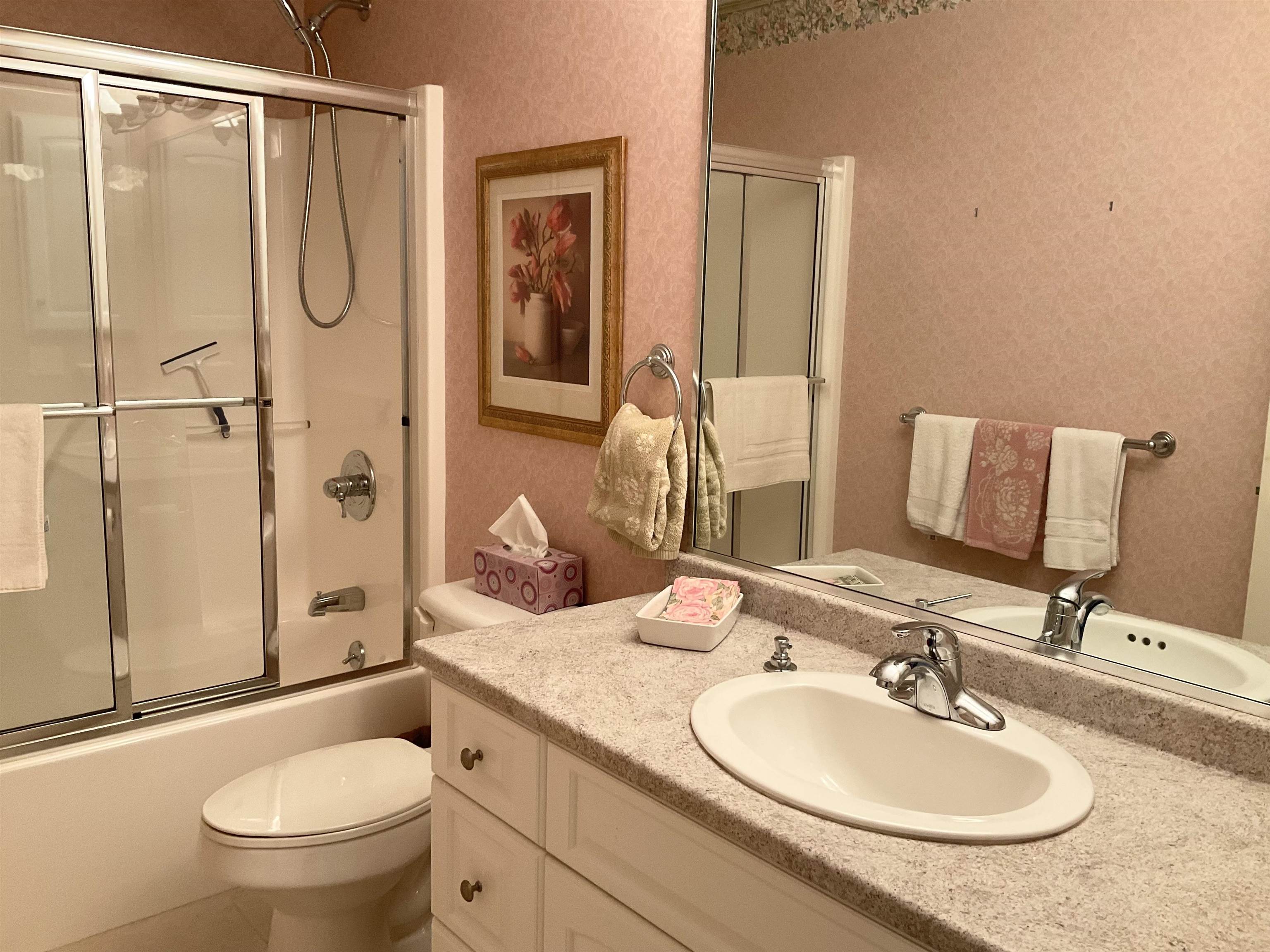 22 Moat Lane Property Photo 37