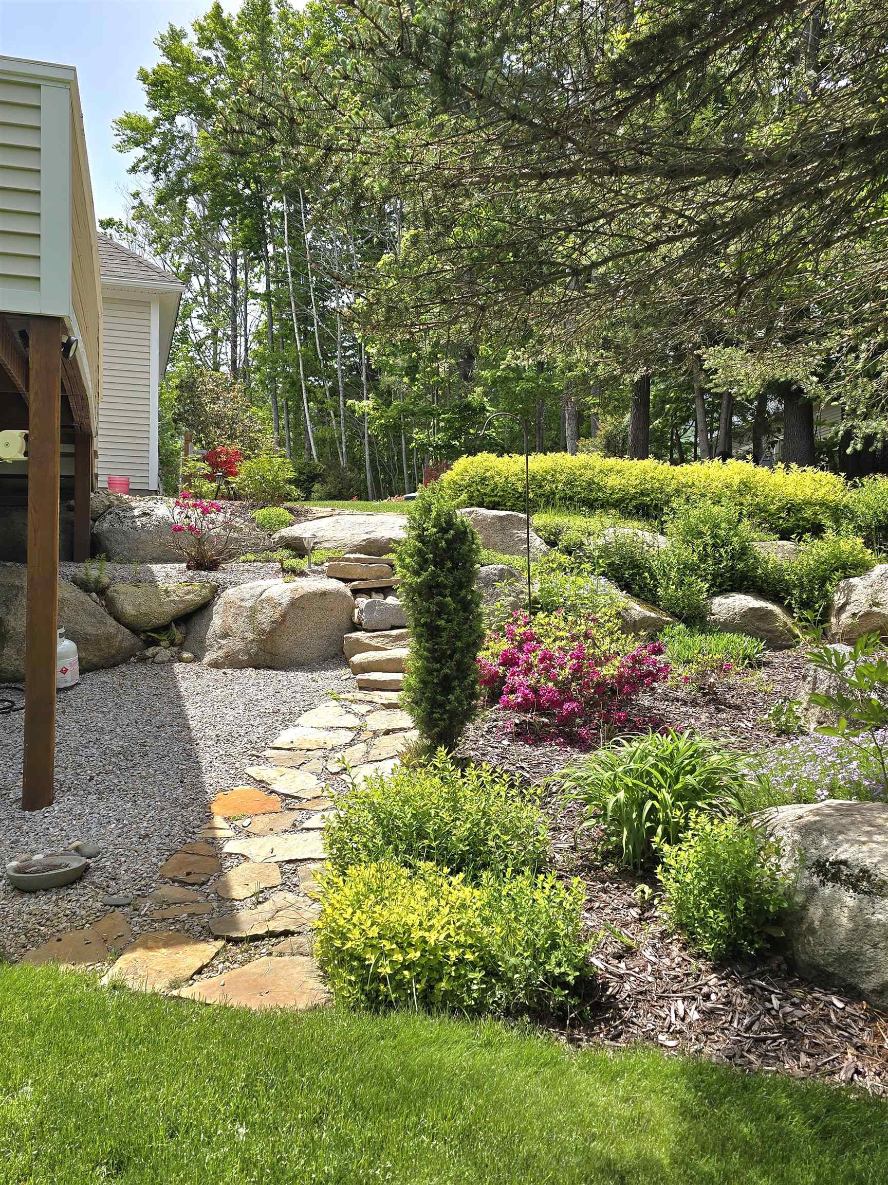 22 Moat Lane Property Photo 48