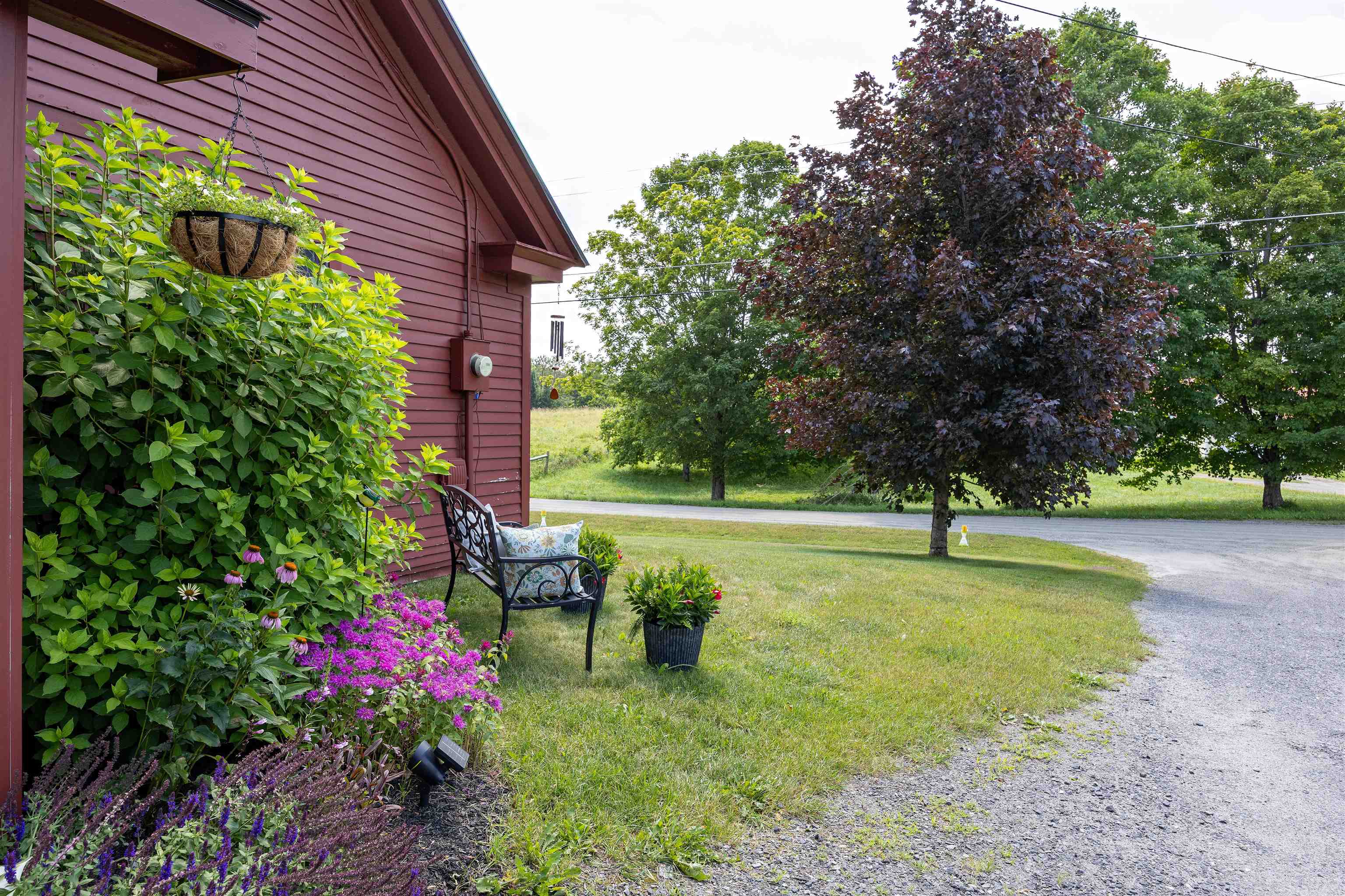 340 Currier Road Property Photo 7