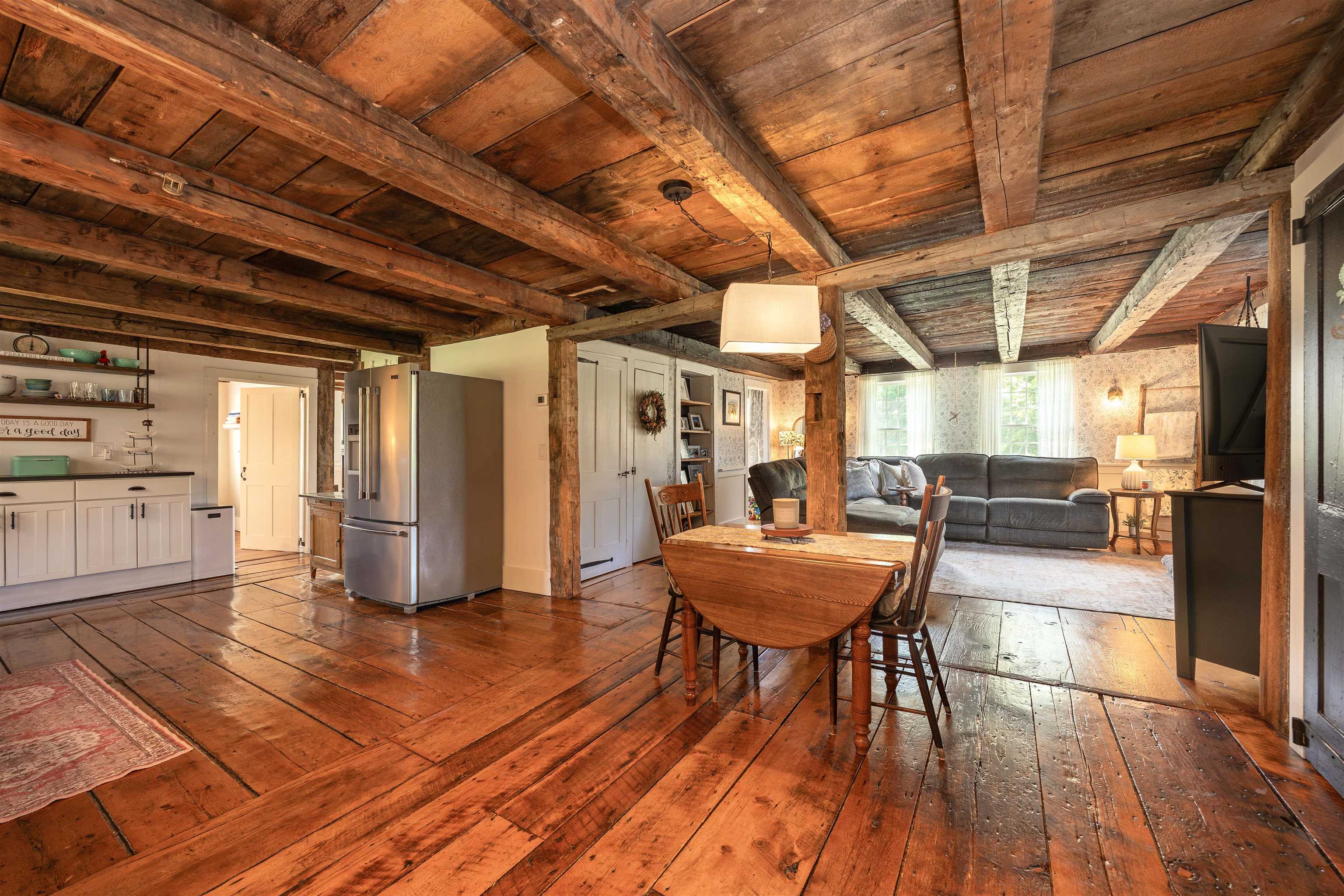 340 Currier Road Property Photo 17