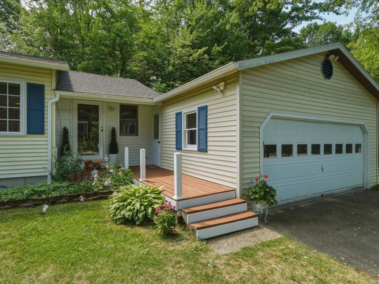 638 Nottingham Drive Property Photo 32