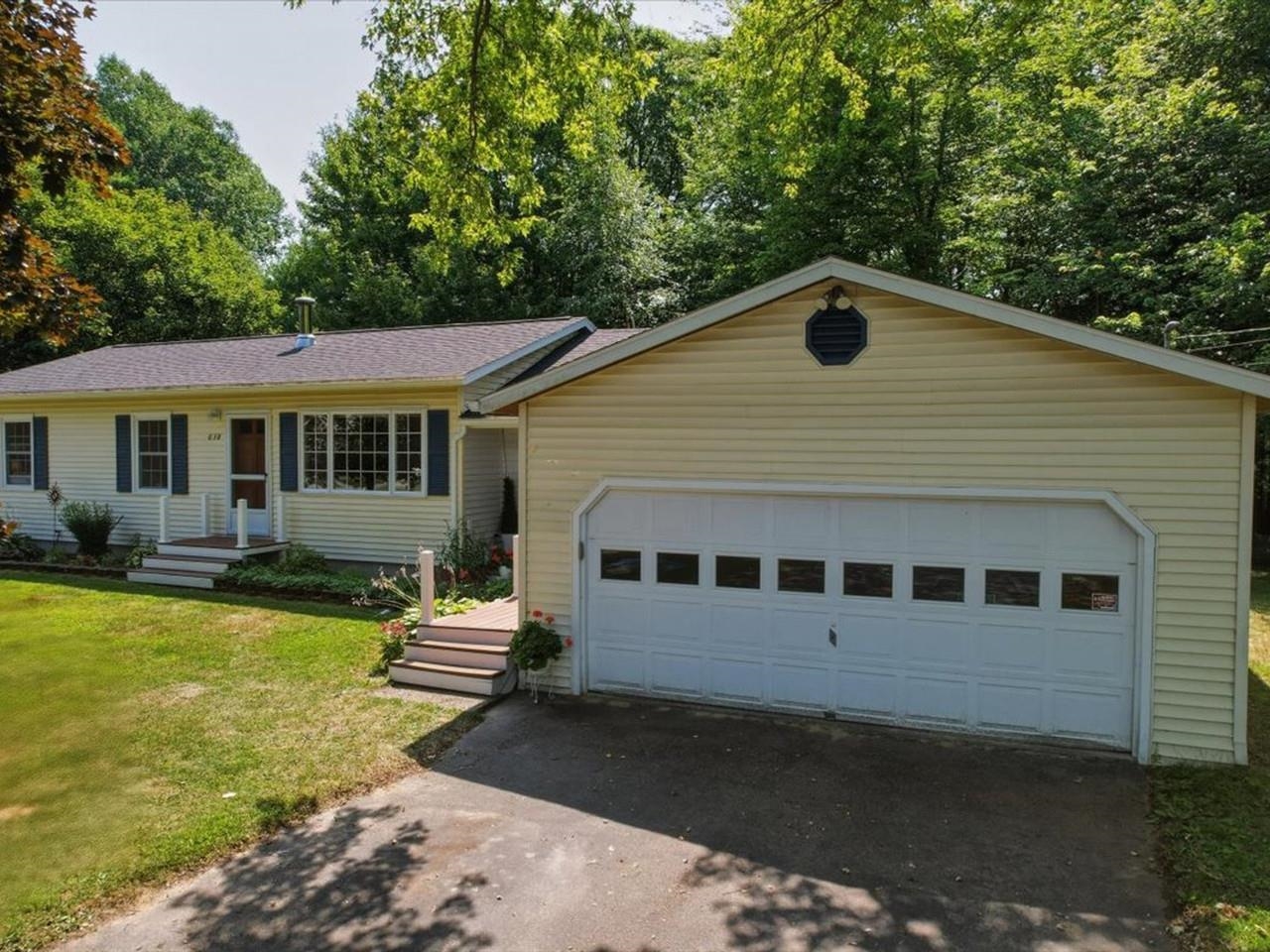 638 Nottingham Drive Property Photo 48