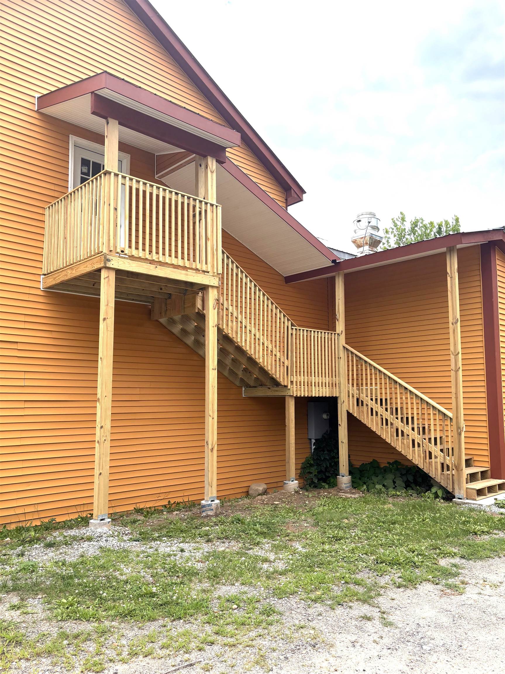 500 Laconia Road Property Photo 9