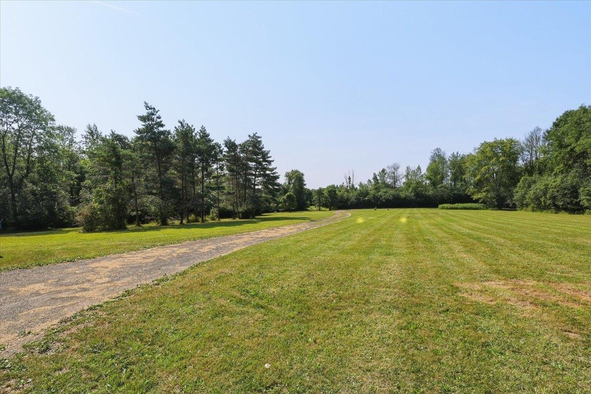 47 Phelps Lane Property Photo 4