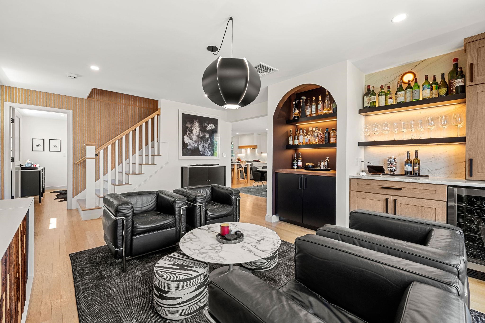 82 Kings Highway Property Photo 30