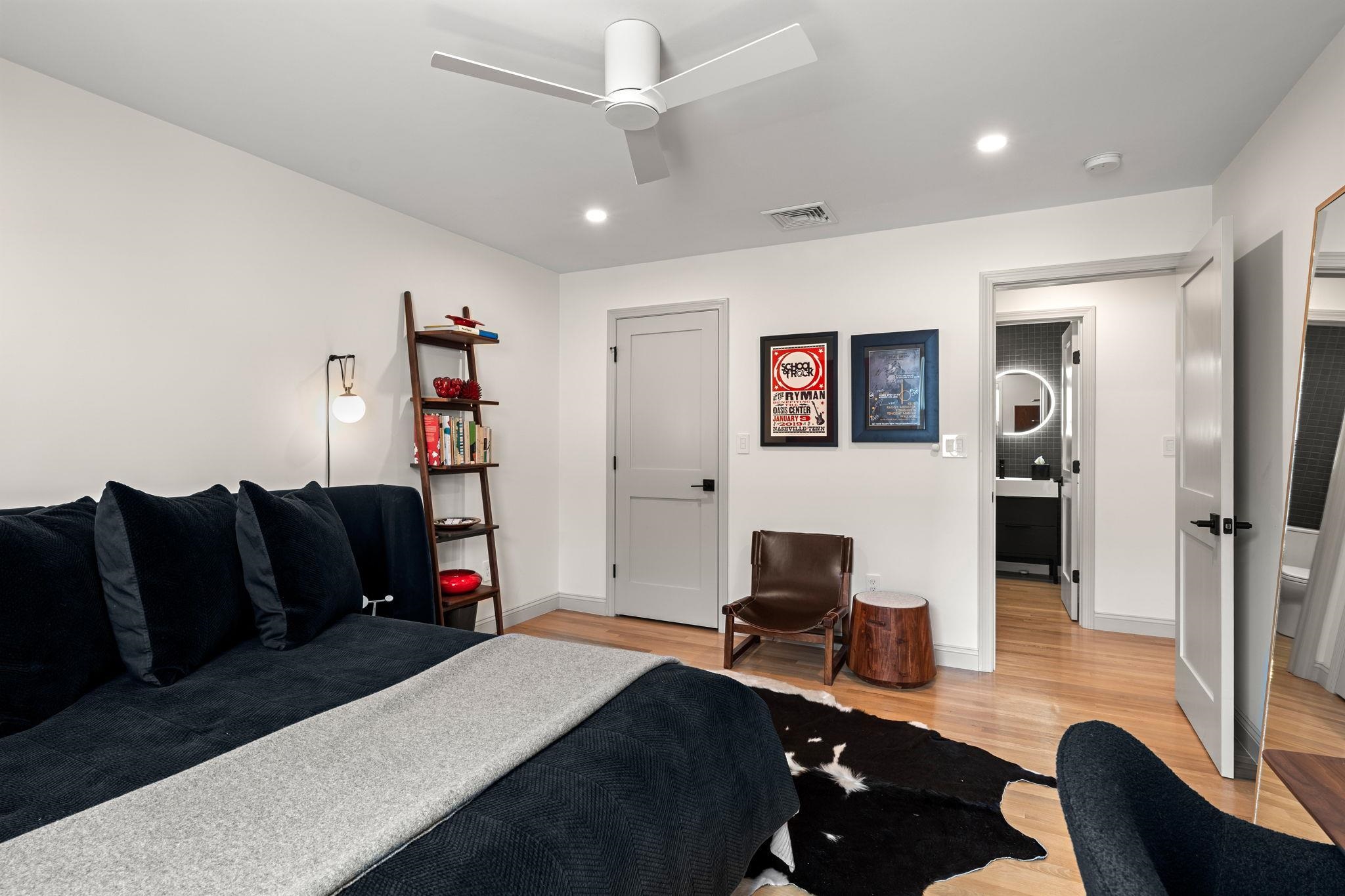 82 Kings Highway Property Photo 48
