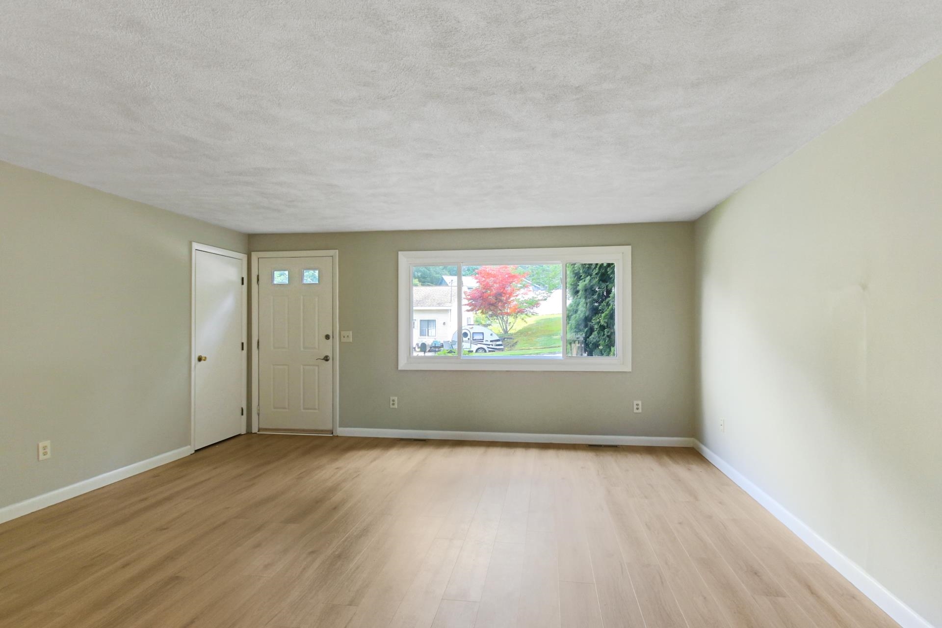 9 Judith Drive Property Photo 16