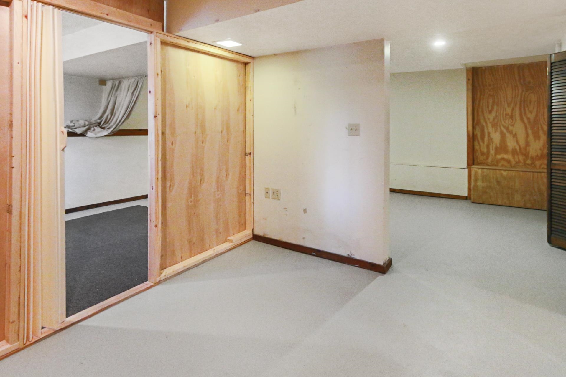 9 Judith Drive Property Photo 39