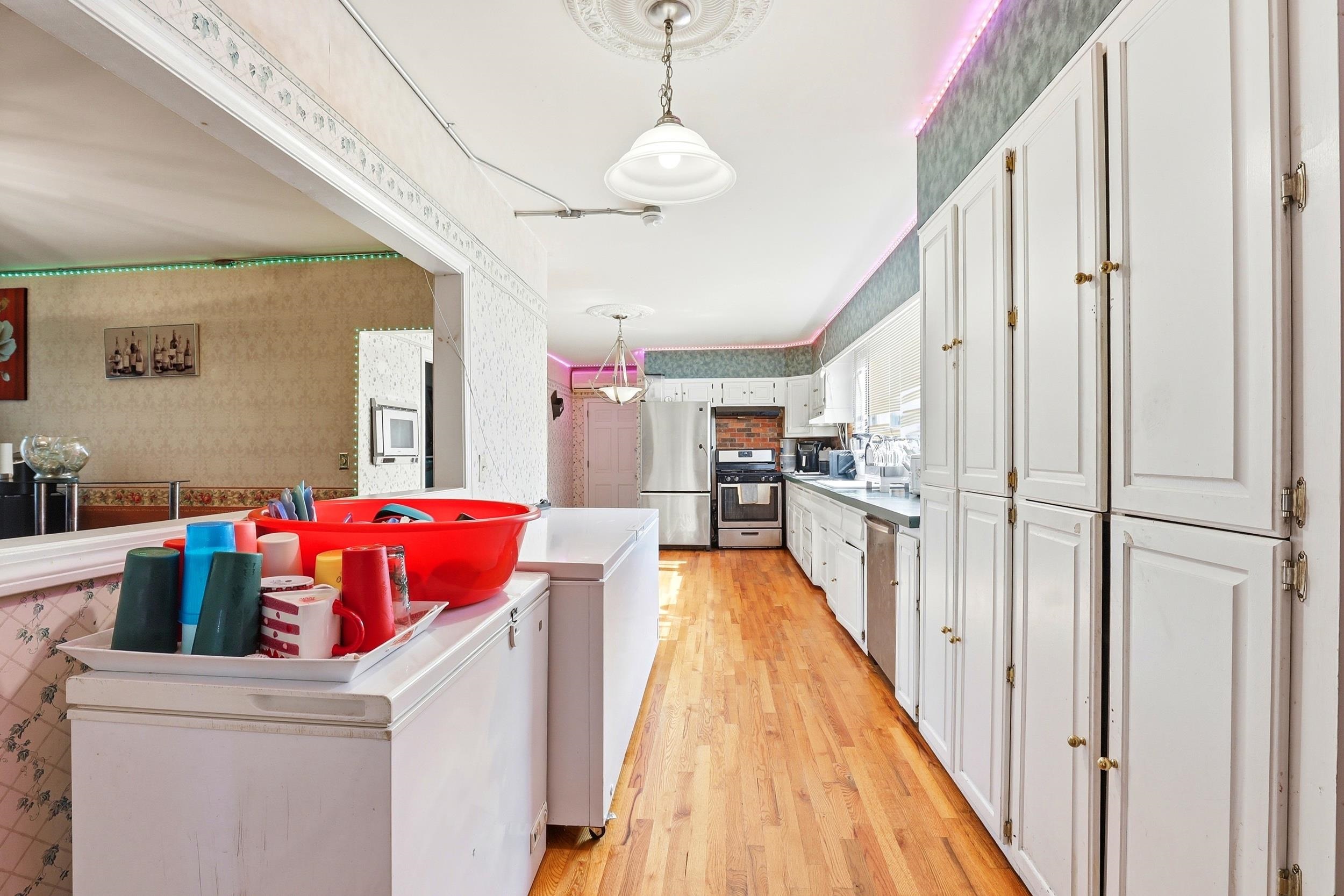 514 Hanover Street Property Photo 3