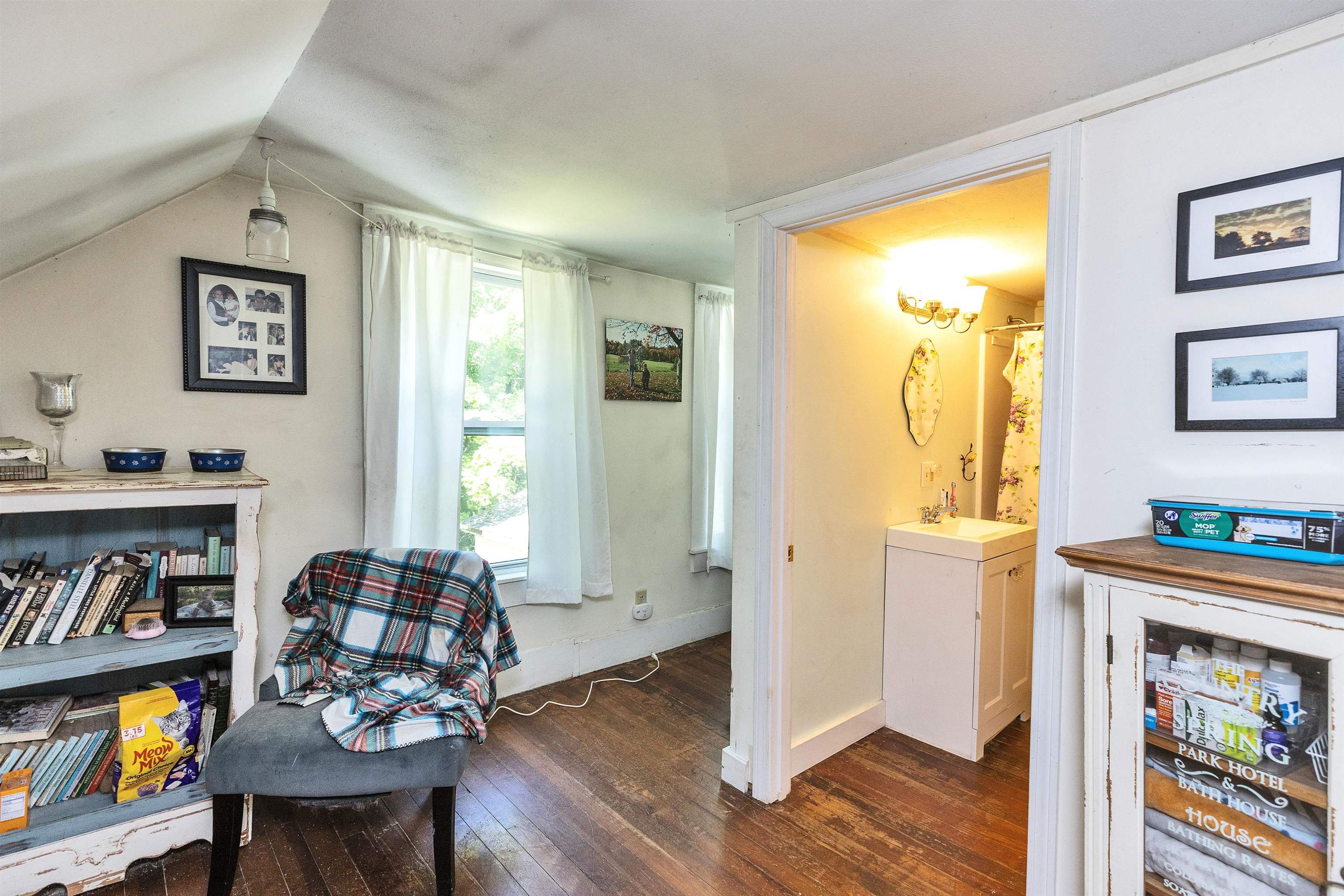 10 Kennedy Street Property Photo 23