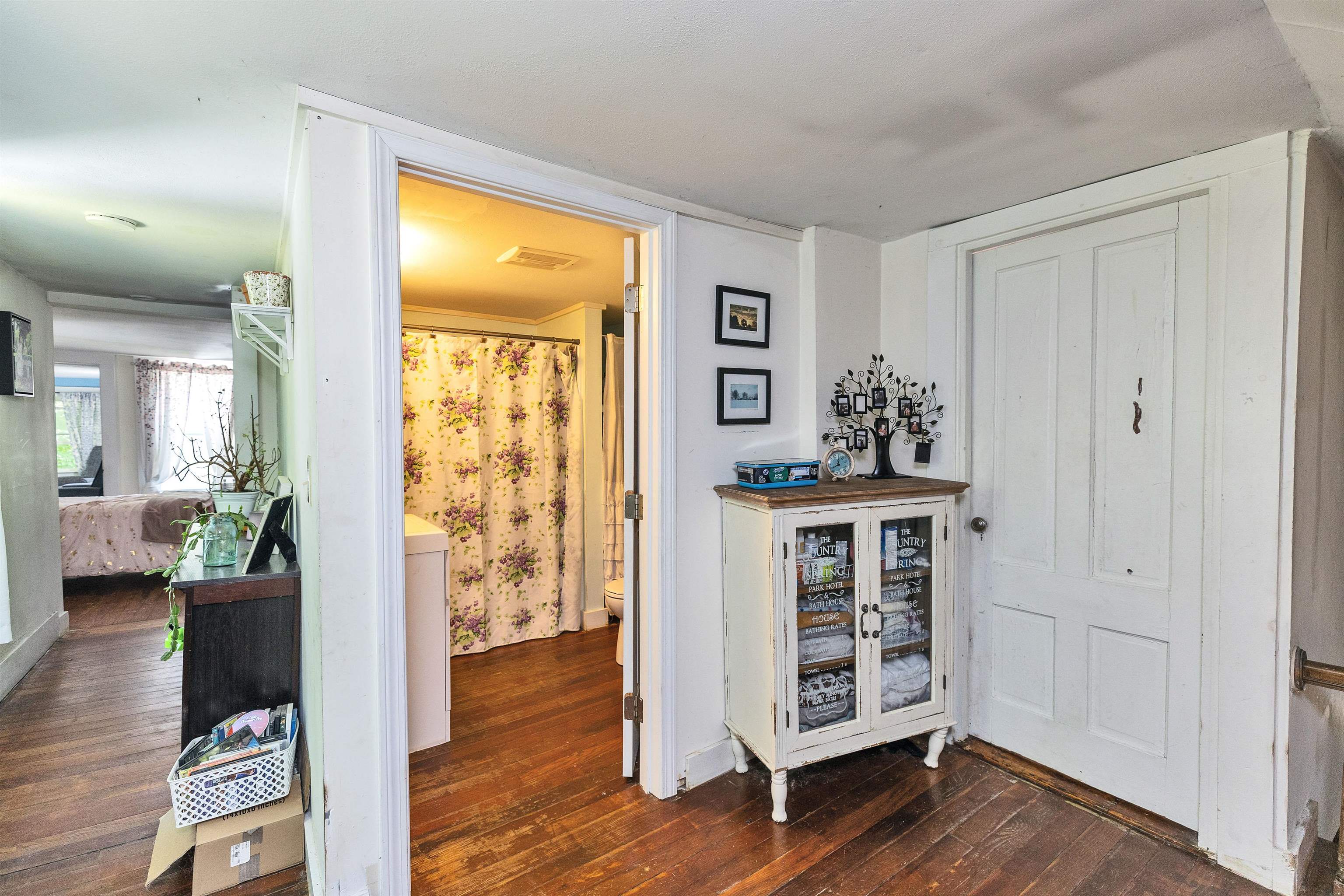 10 Kennedy Street Property Photo 24
