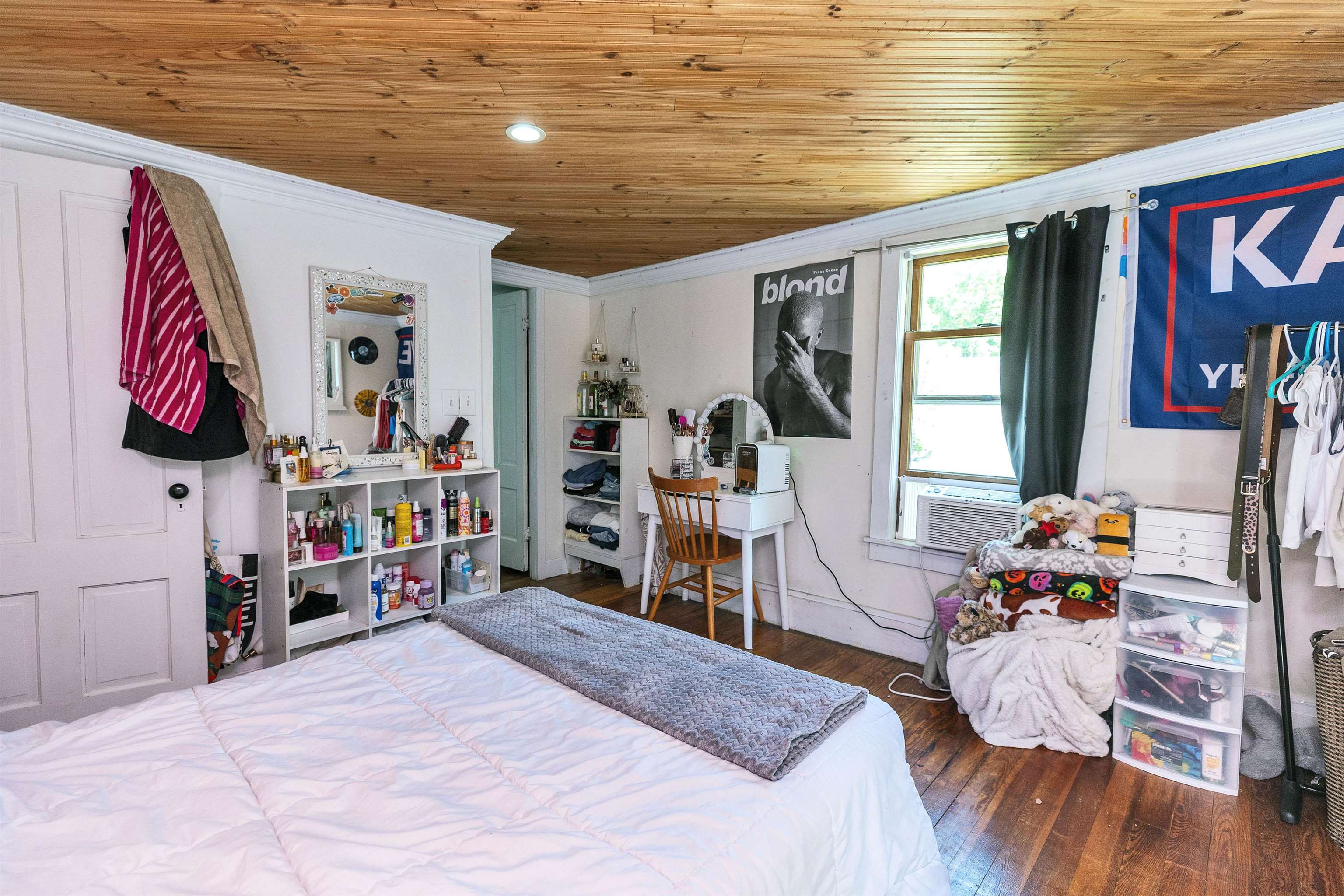10 Kennedy Street Property Photo 34