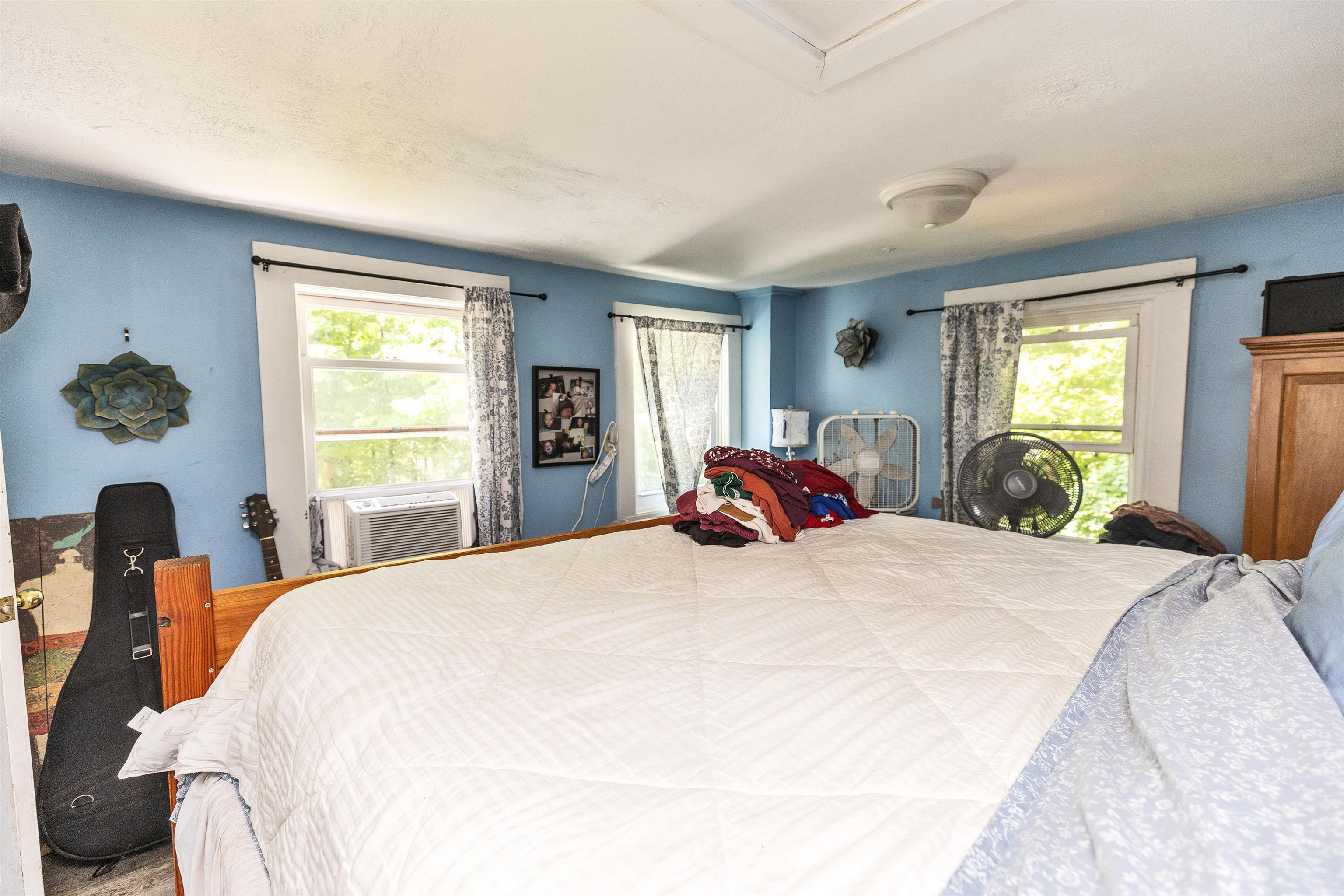 10 Kennedy Street Property Photo 36