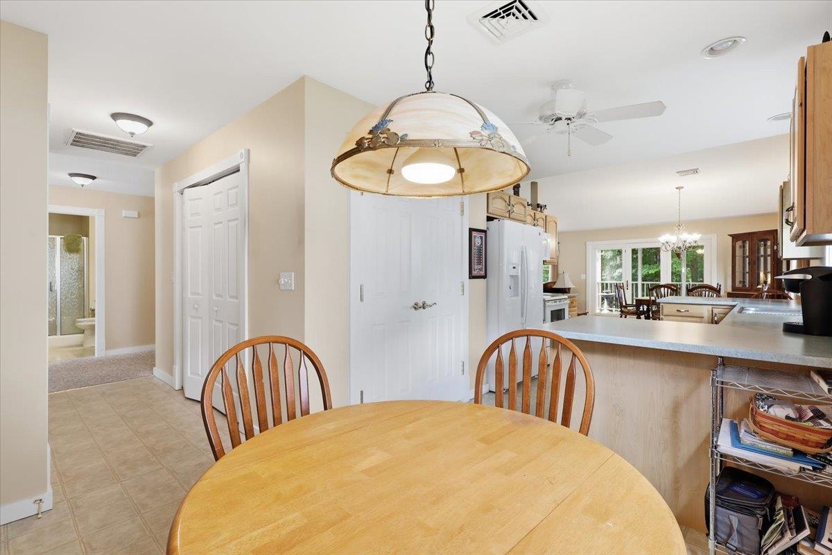 82 Honeysuckle Lane Property Photo 12