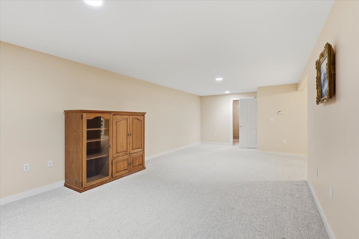 82 Honeysuckle Lane Property Photo 24