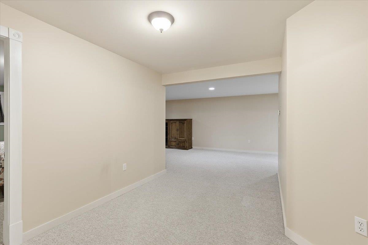 82 Honeysuckle Lane Property Photo 25