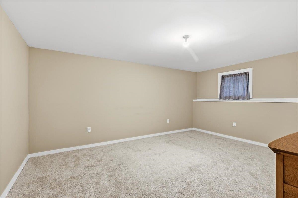 82 Honeysuckle Lane Property Photo 26