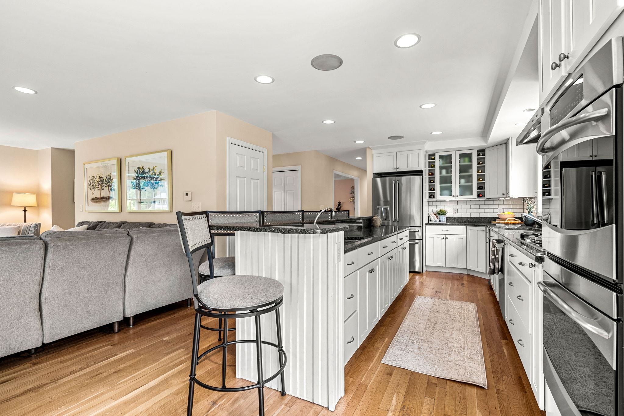 8 Leni Road Property Photo 10