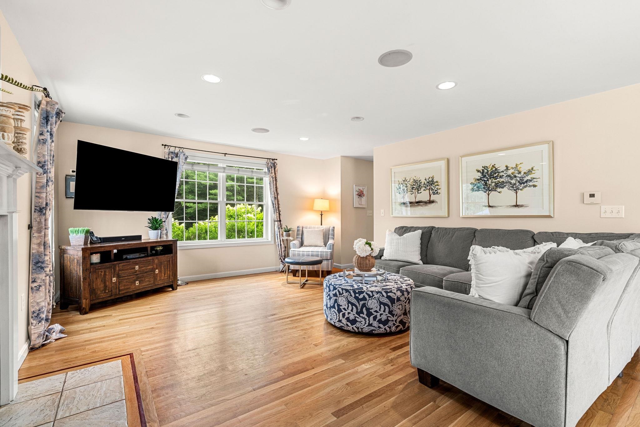 8 Leni Road Property Photo 17