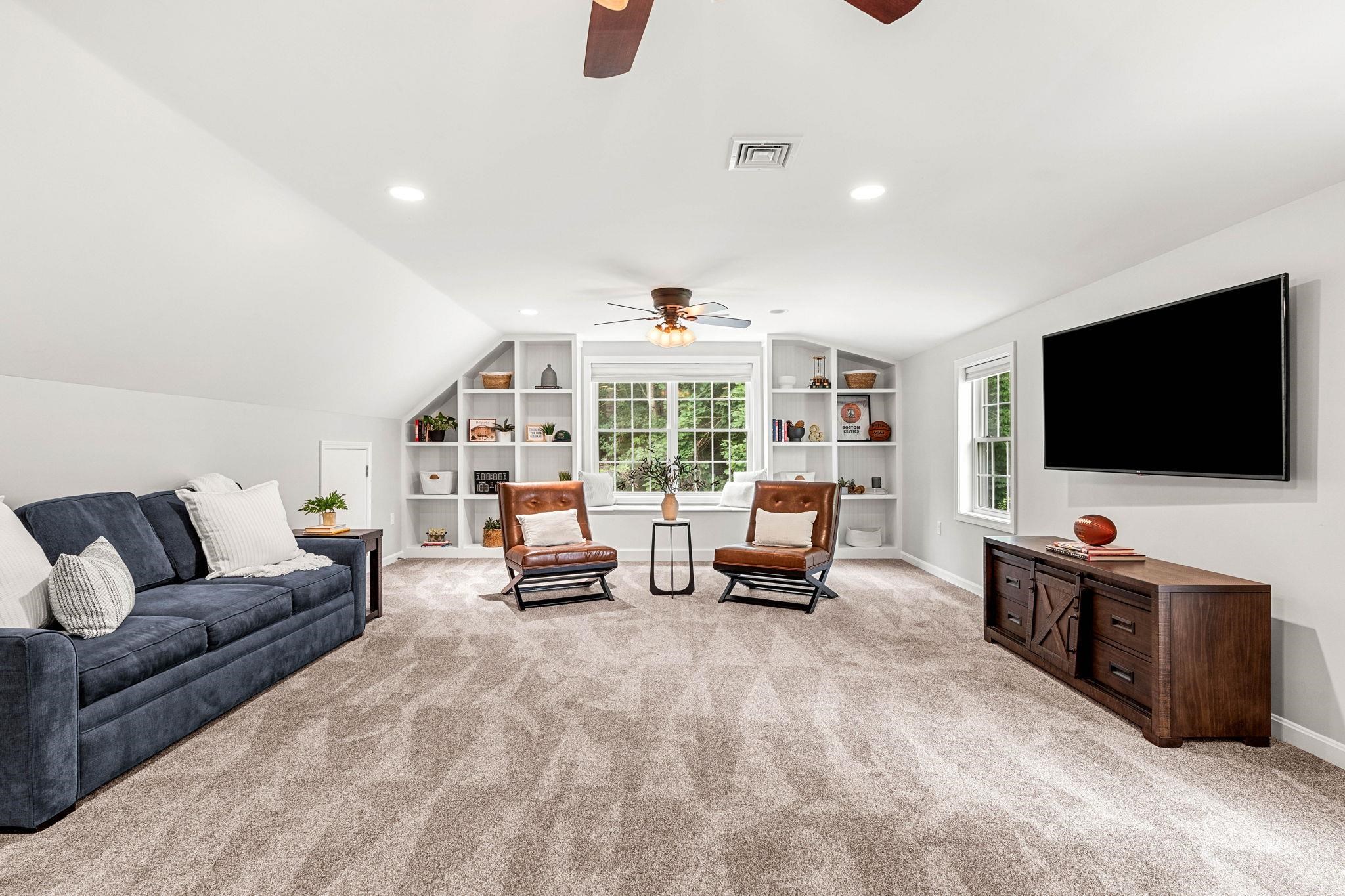 8 Leni Road Property Photo 31