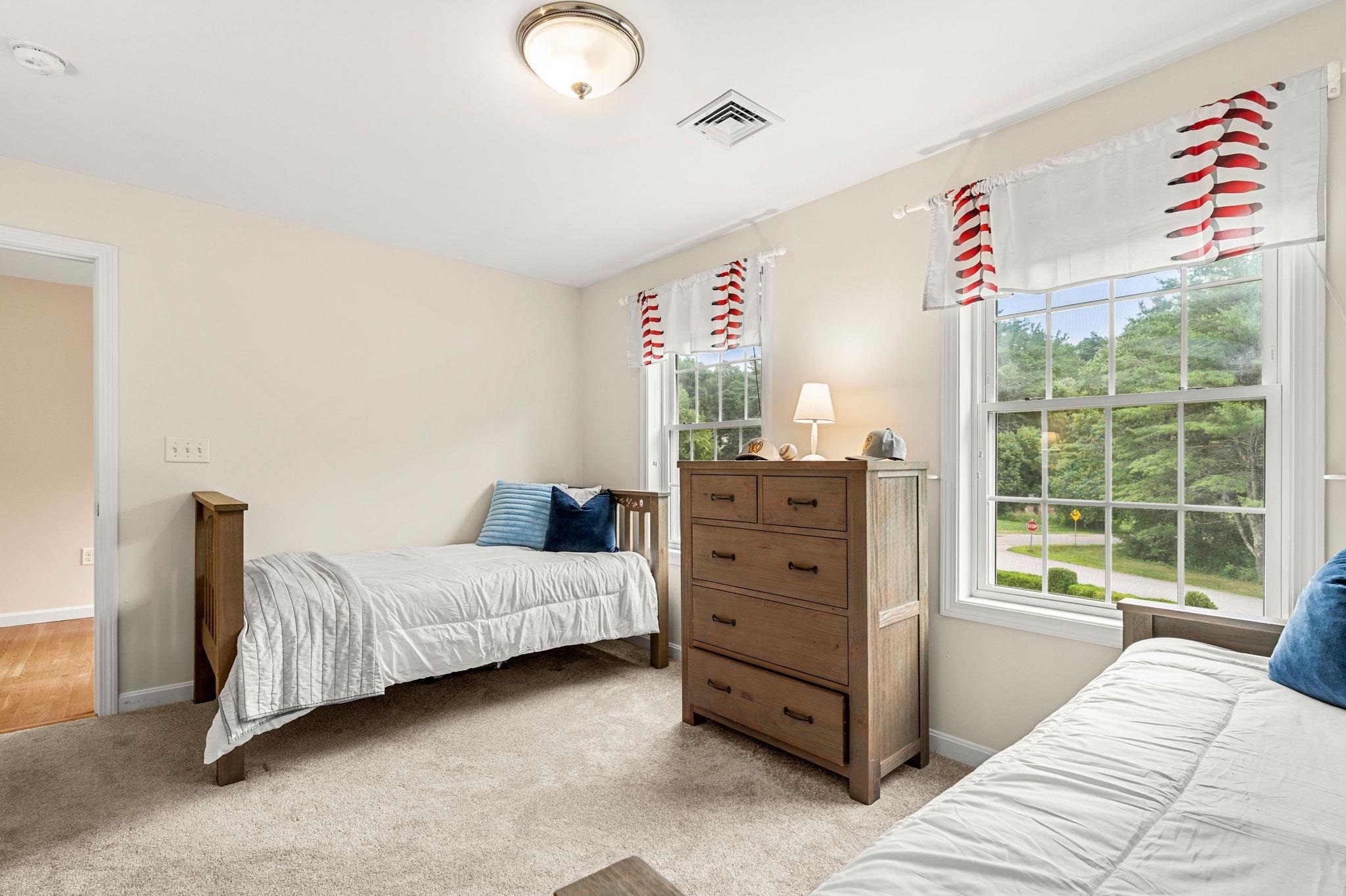 8 Leni Road Property Photo 38
