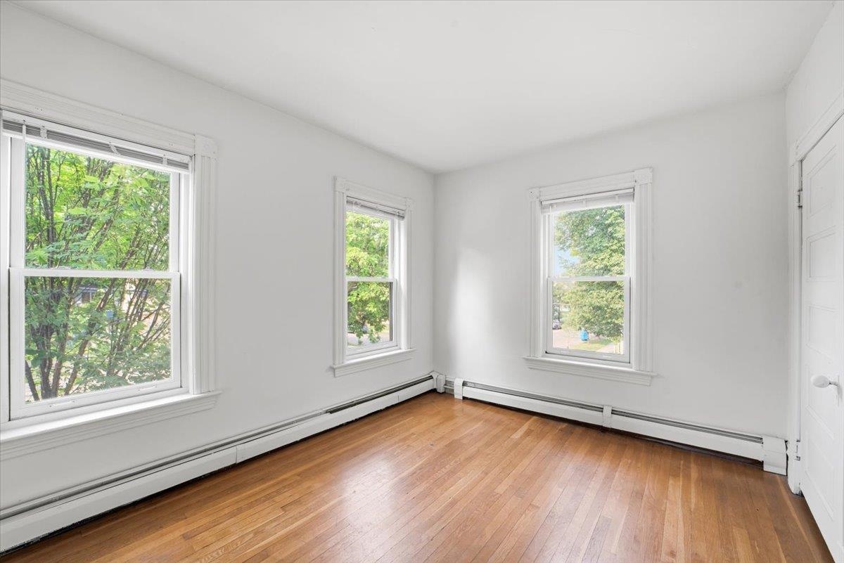 78-80 Loomis Street Property Photo 19