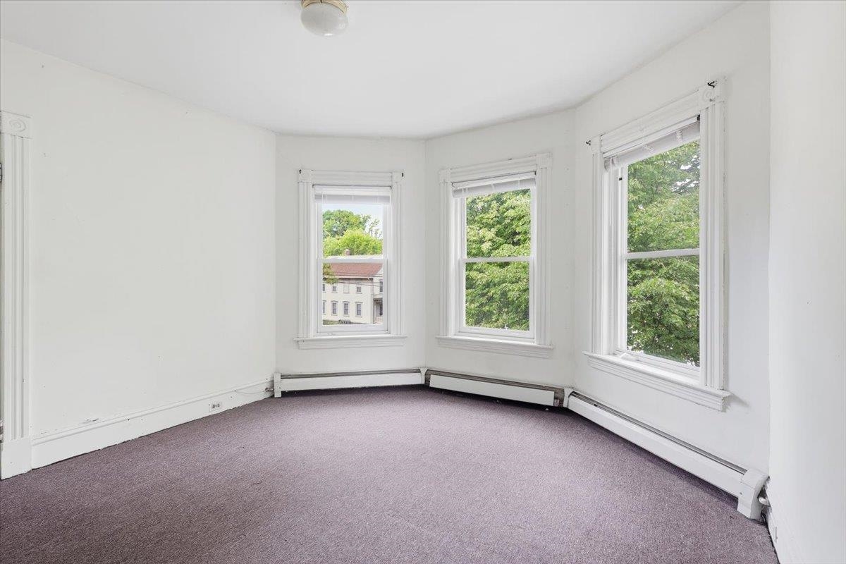 78-80 Loomis Street Property Photo 24