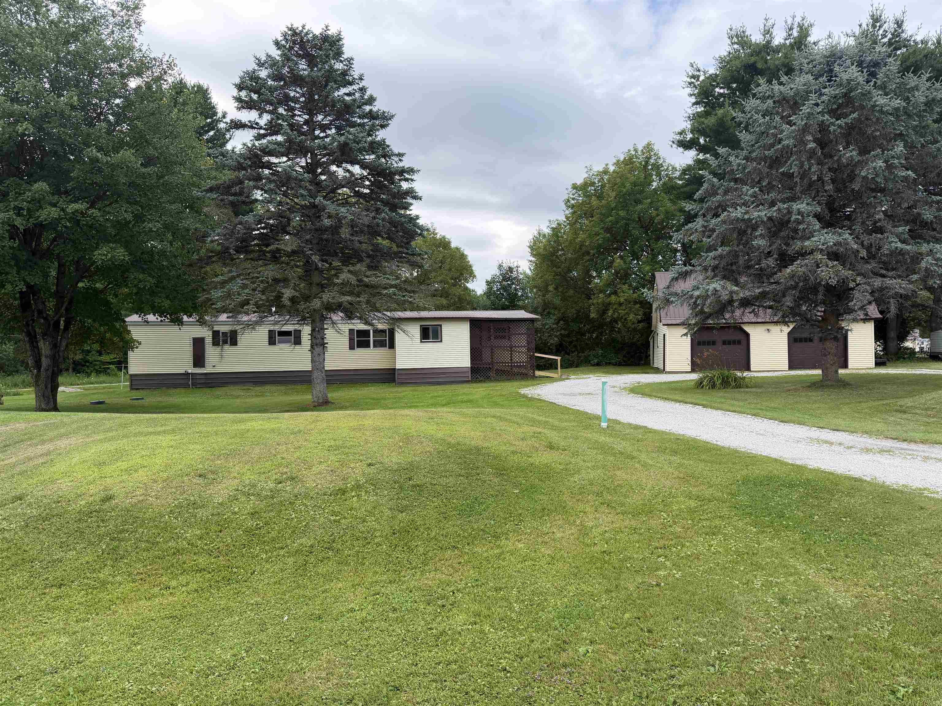2290 Route 78 Property Photo 1
