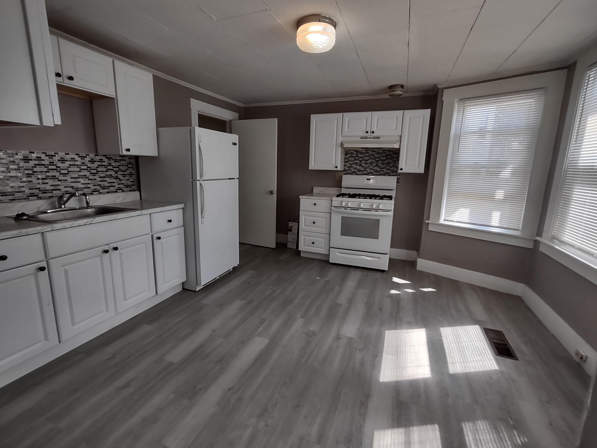 9 Merchant Street Property Photo 2
