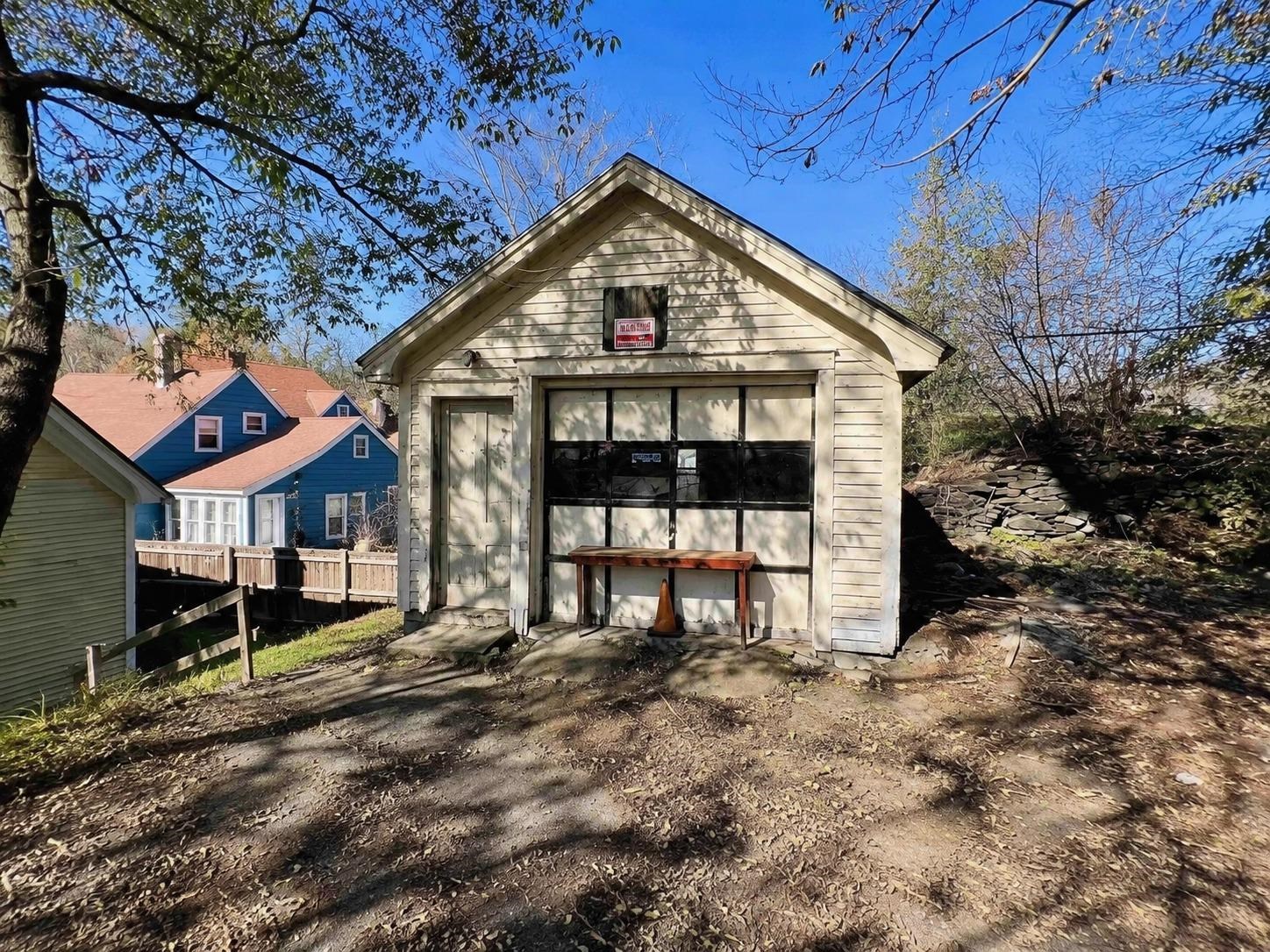 19 Hill Street Property Photo 10