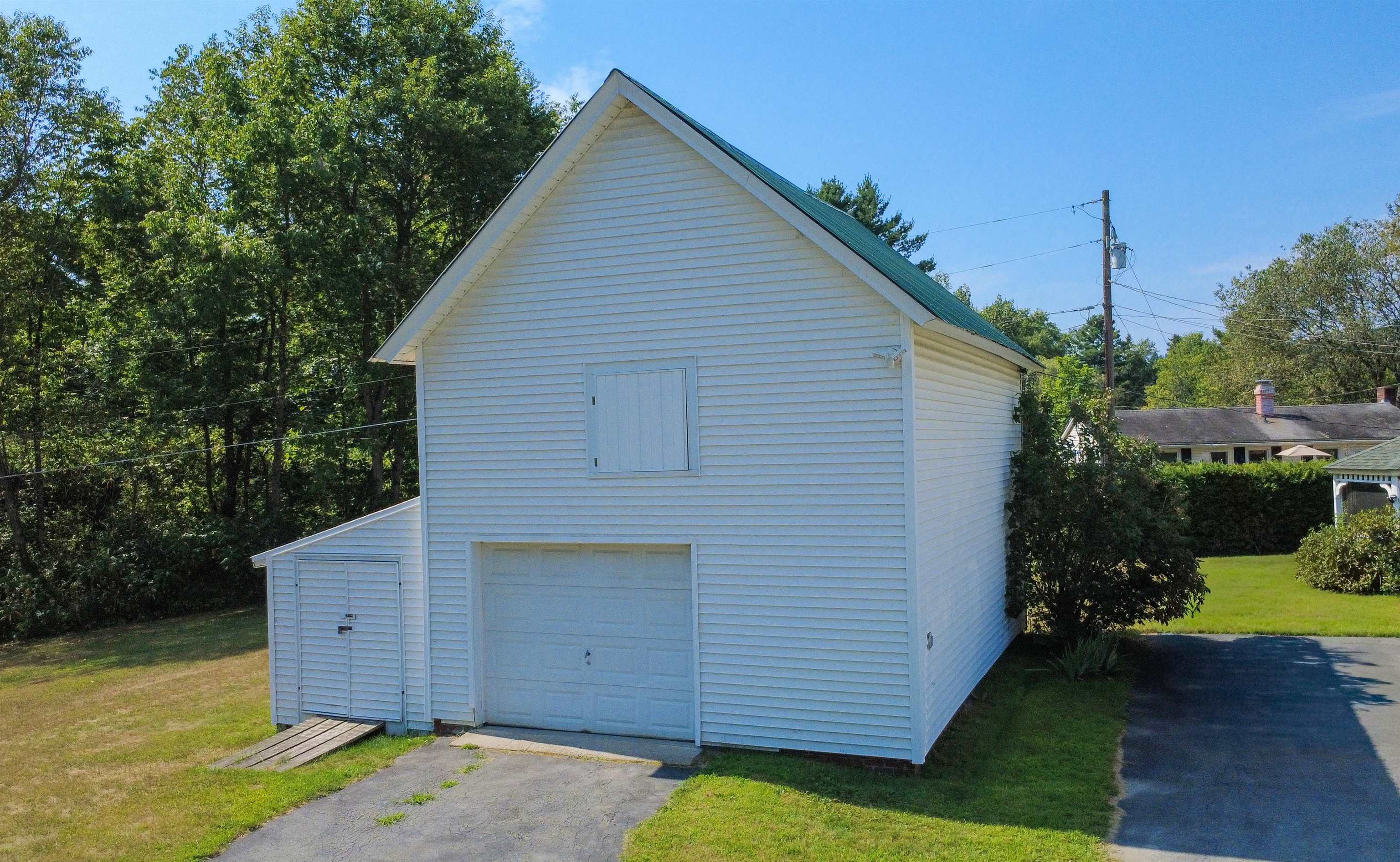 86 Payette Drive Property Photo 4