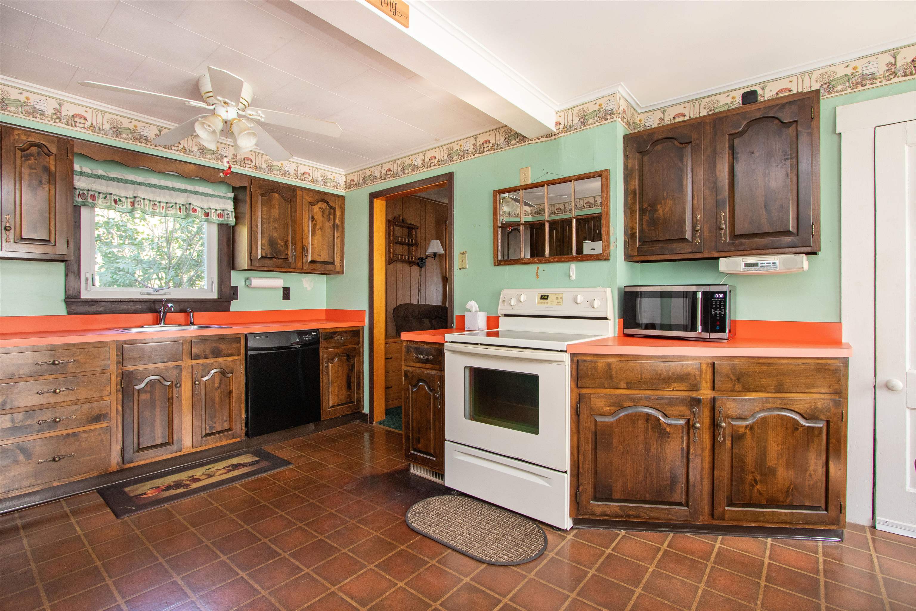 86 Payette Drive Property Photo 11