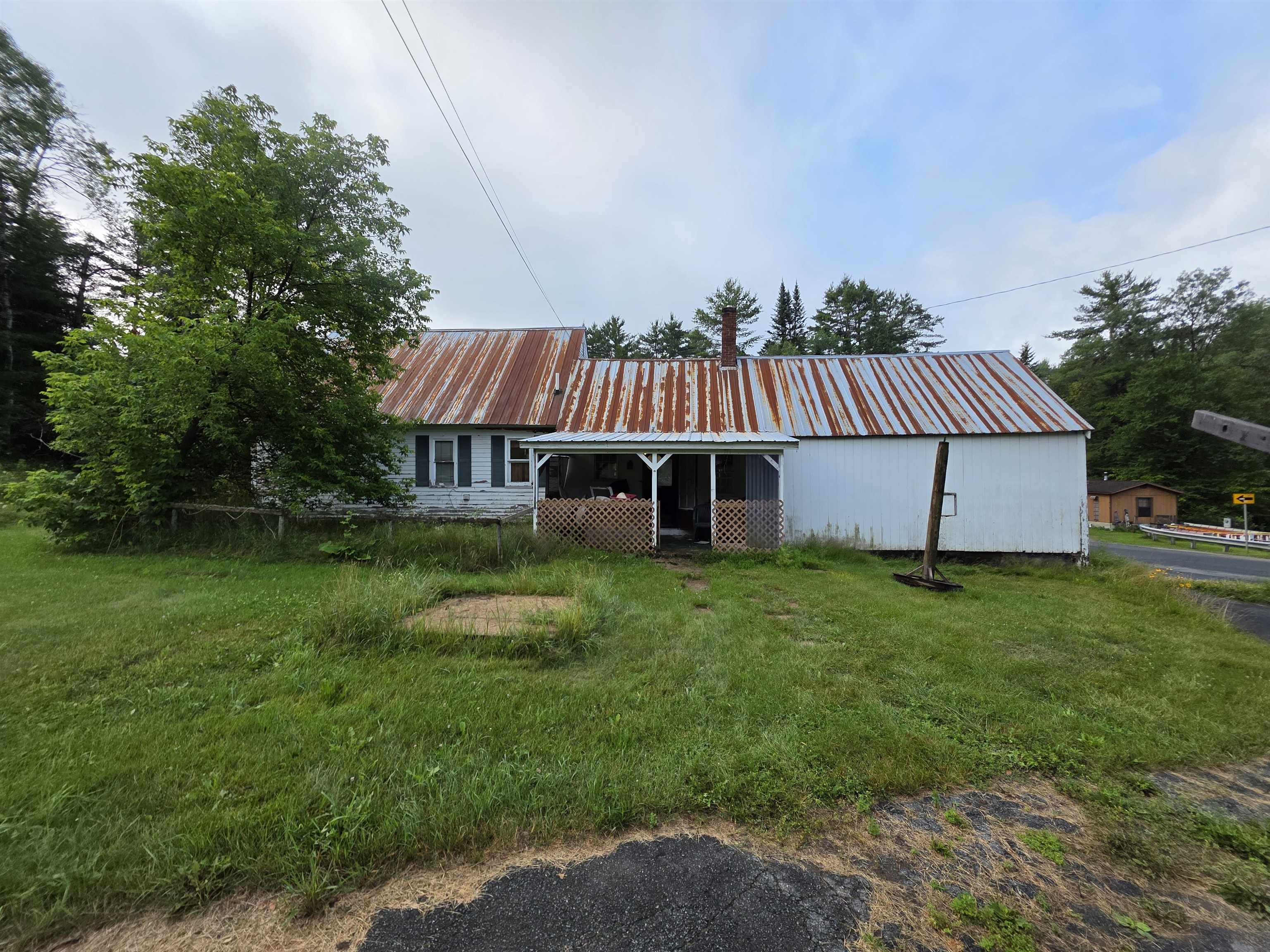 16 Brookside Lane Property Photo 2