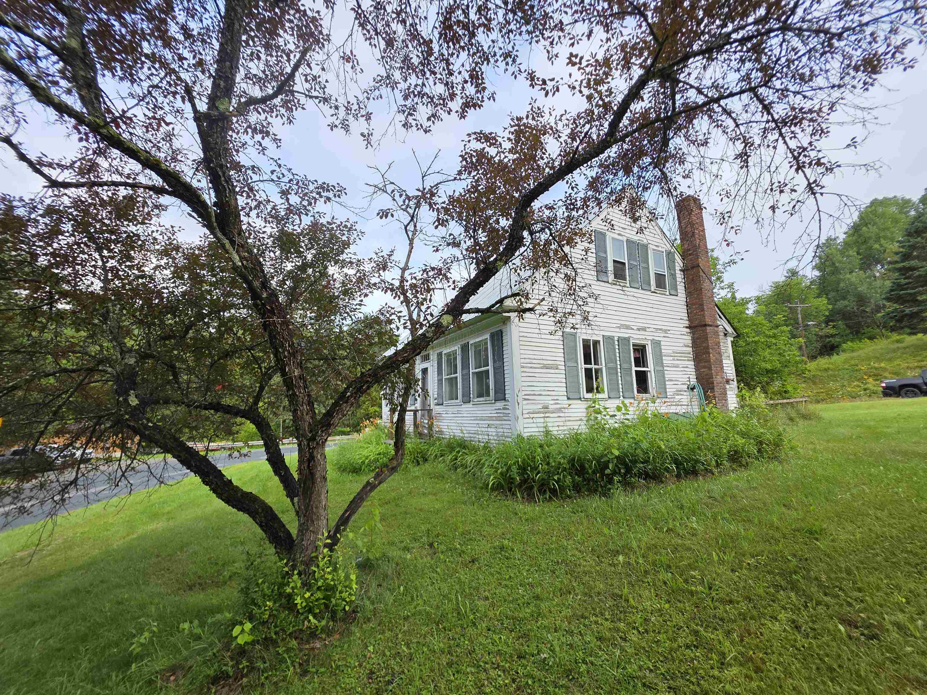 16 Brookside Lane Property Photo 5